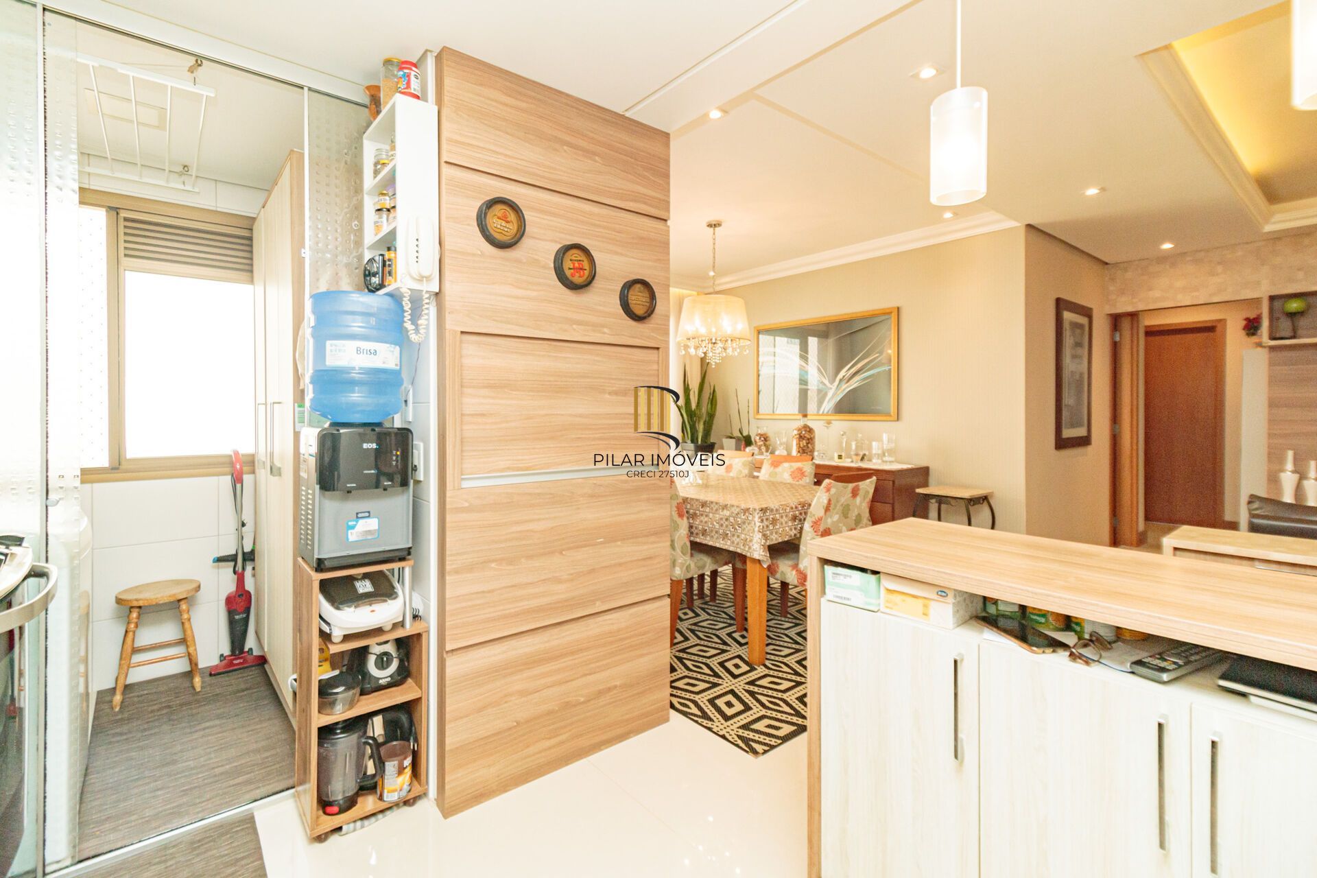 Apartamento à venda no bairro Passo da Areia em Porto Alegre/RS