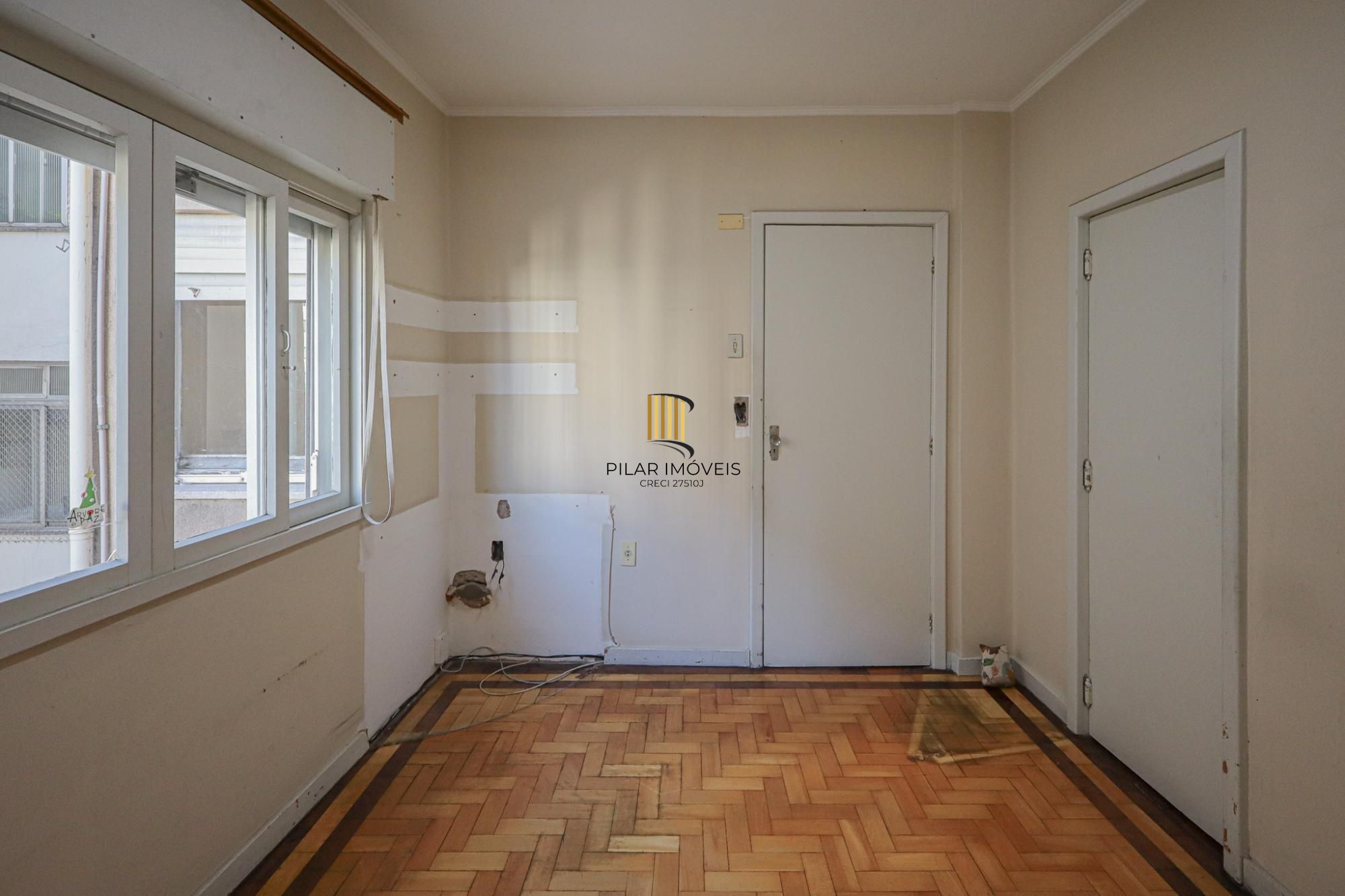 Apartamento a venda no bairro Bom Fim