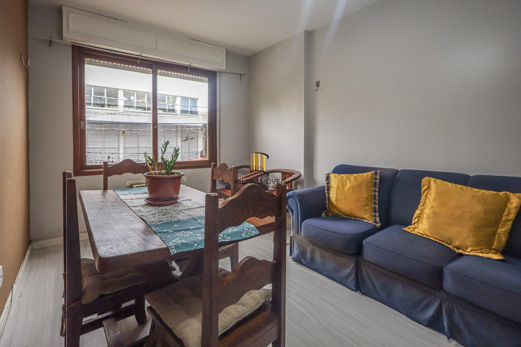 Apartamento a venda no bairro Mont' Serrat