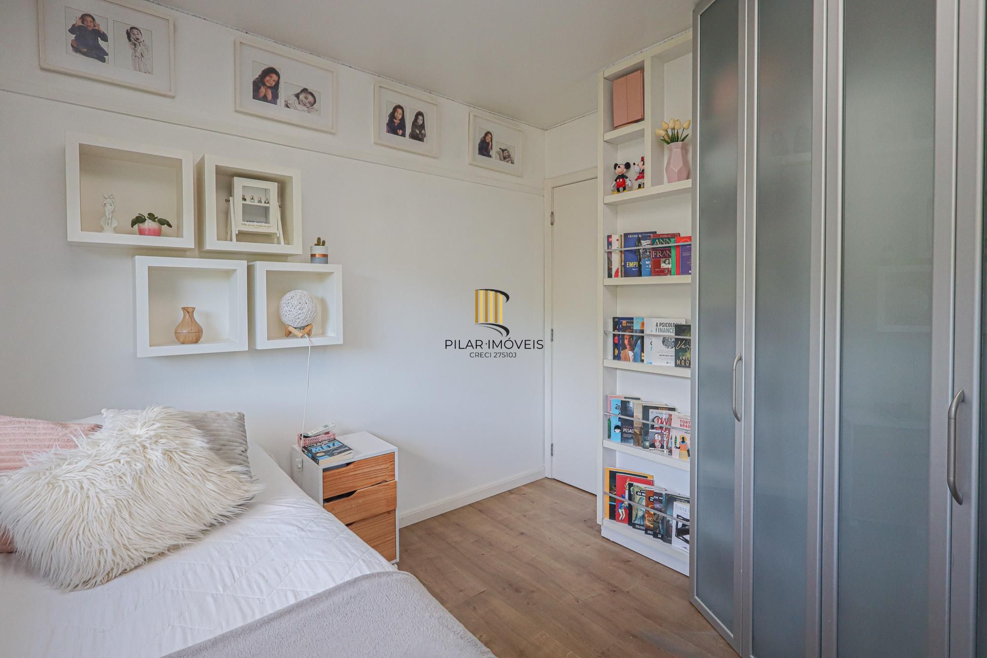 Casa em condomínio no bairro Teresópolis