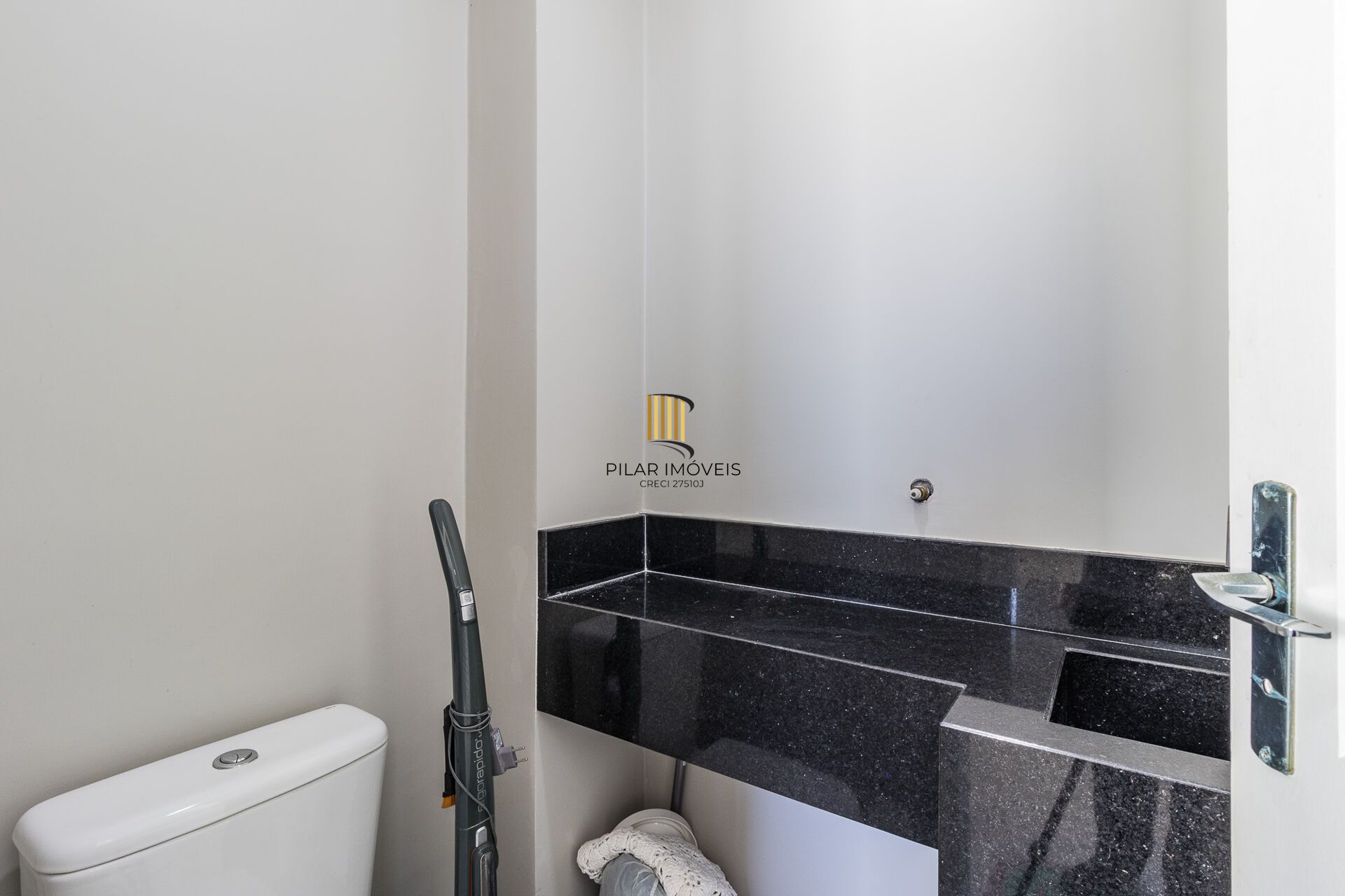 Apartamento à venda no bairro Rio Branco em Porto Alegre/RS