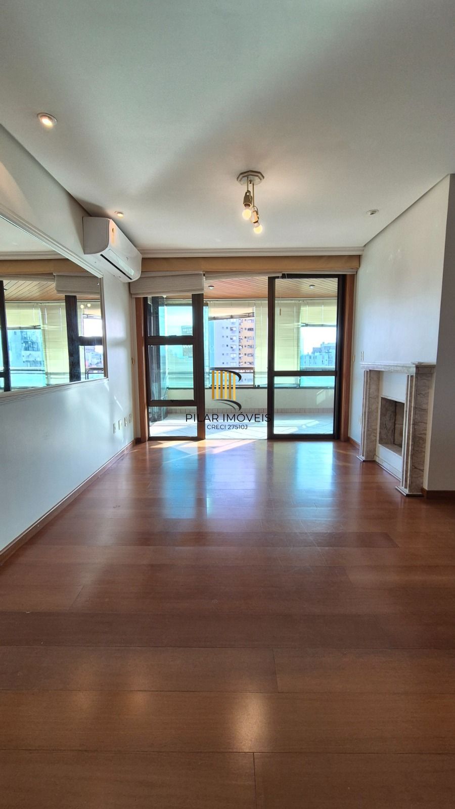 Apartamento a venda no bairro Menino Deus