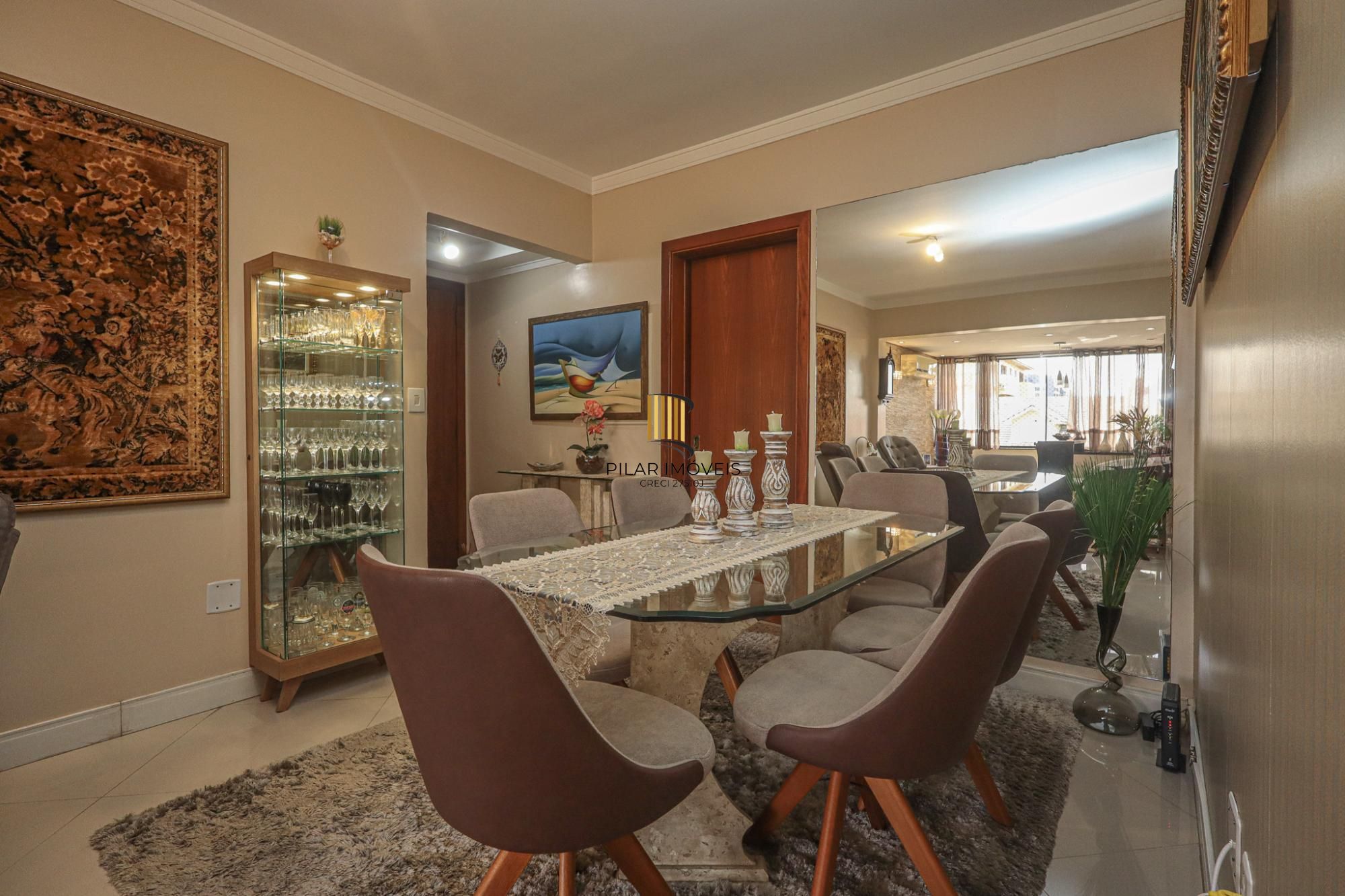 Apartamento à venda no bairro Jardim Planalto em Porto Alegre/RS
