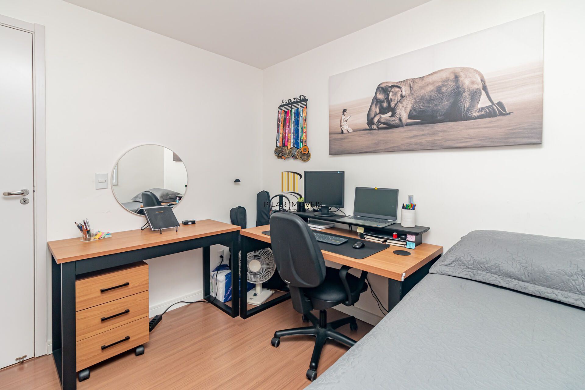Apartamento à venda no bairro Lomba do Pinheiro em Porto Alegre/RS