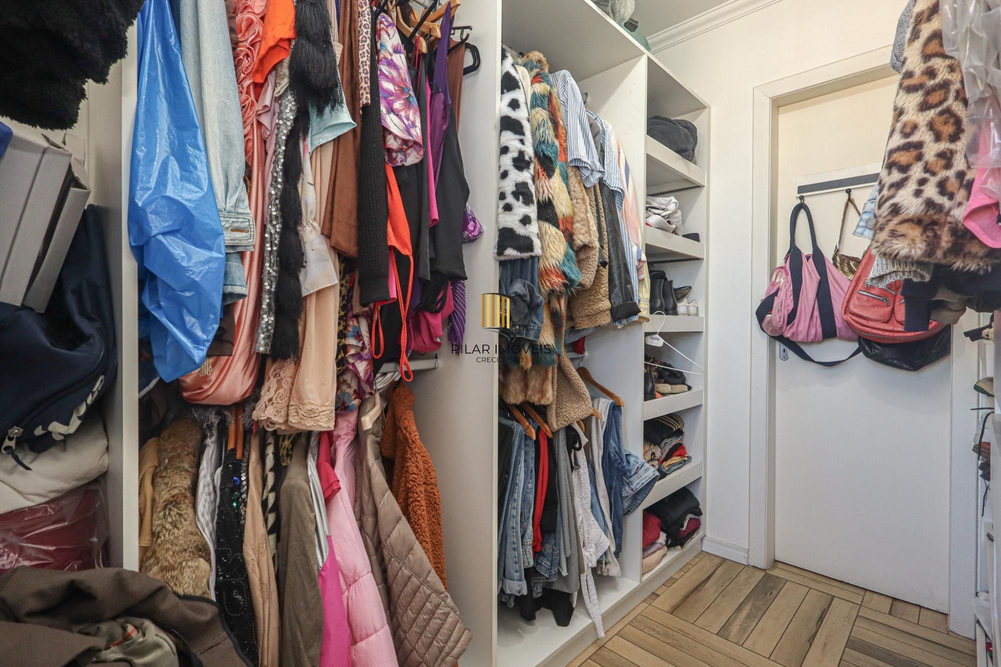 Apartamento a venda no bairro Farroupilha