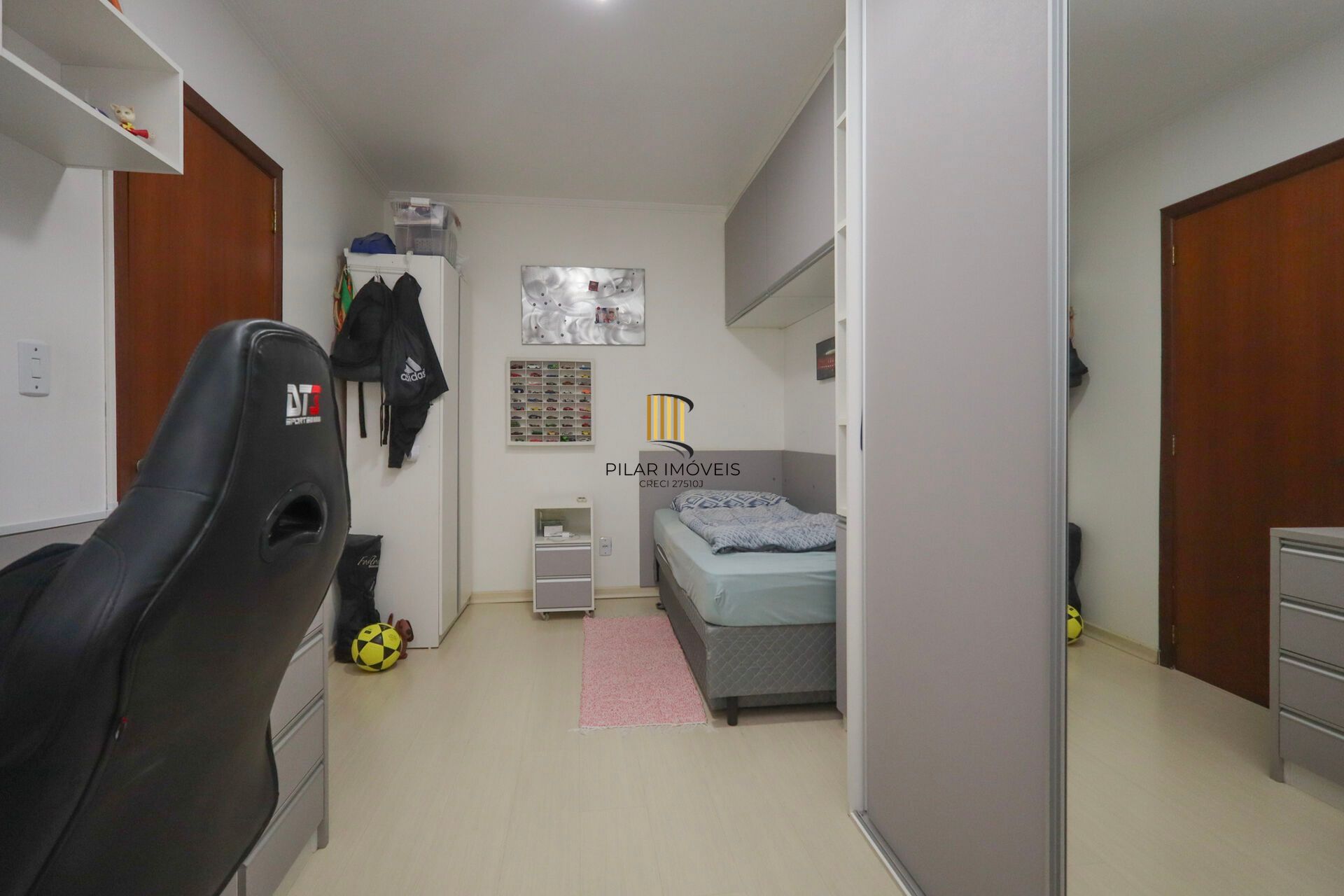 Casa à venda no bairro Jardim Itu em Porto Alegre/RS