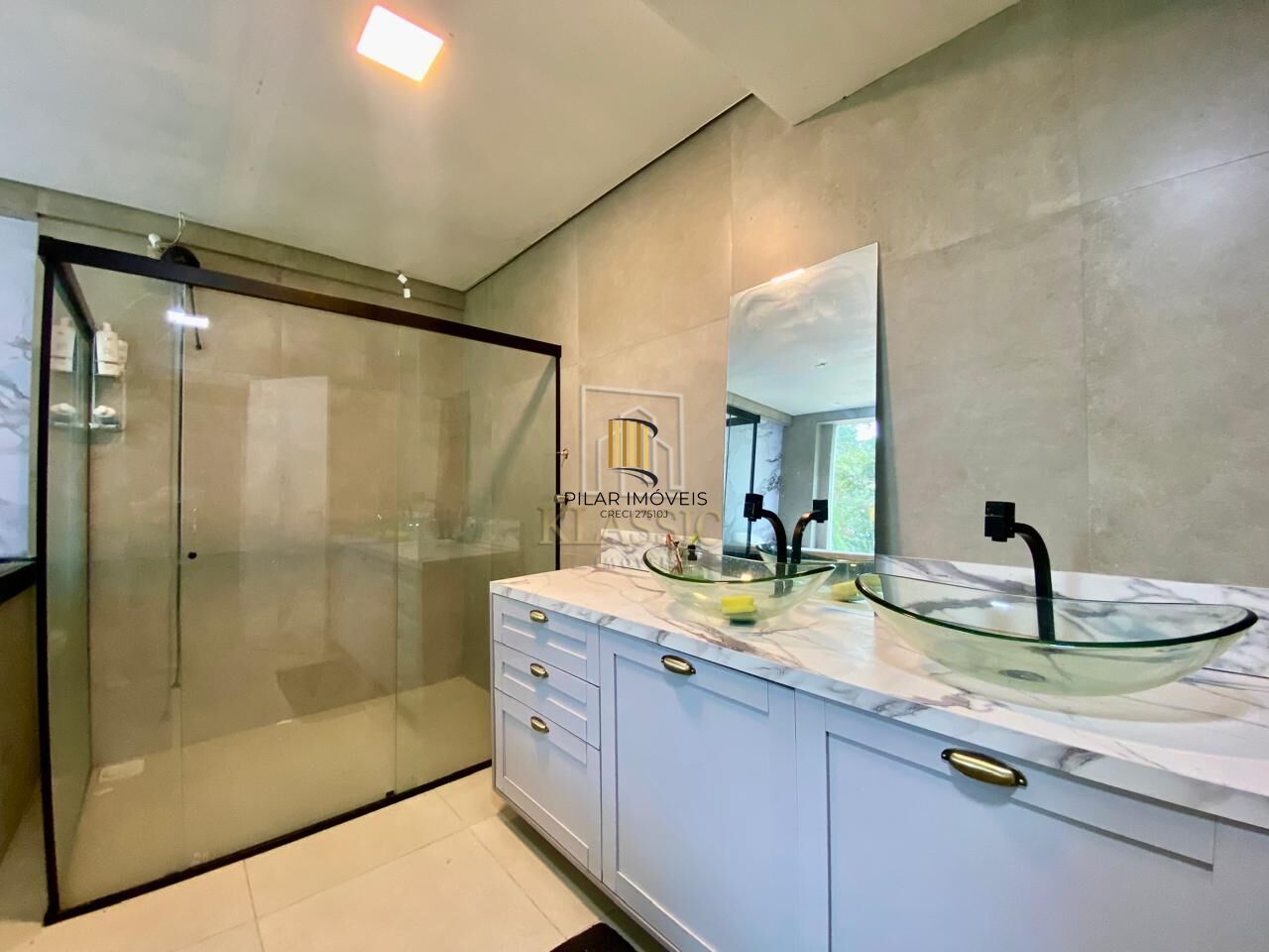 Sítio com 7.225m², 3 Suítes, Salão de Festas e Piscina a 10 Minutos do Centro de Gravataí e próximo do Alphaville!!!!!