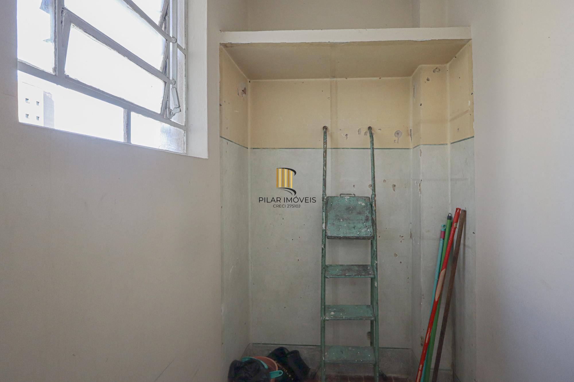 Apartamento a venda no bairro Bom Fim