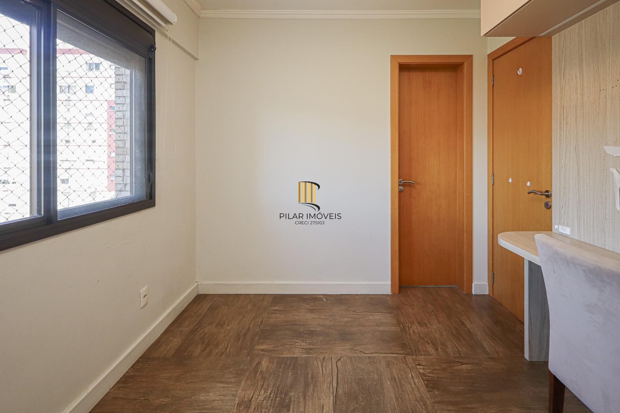 Apartamento a venda no bairro Mont Serrat