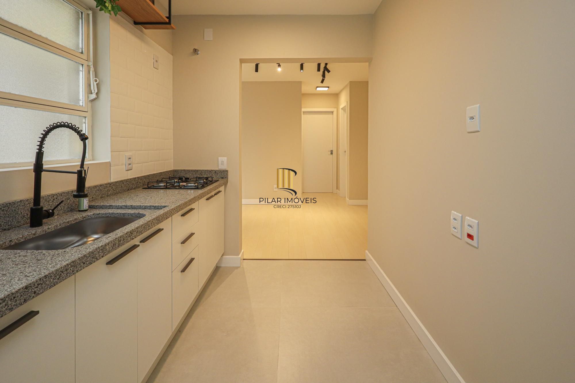 Apartamento a venda no bairro Bom Fim