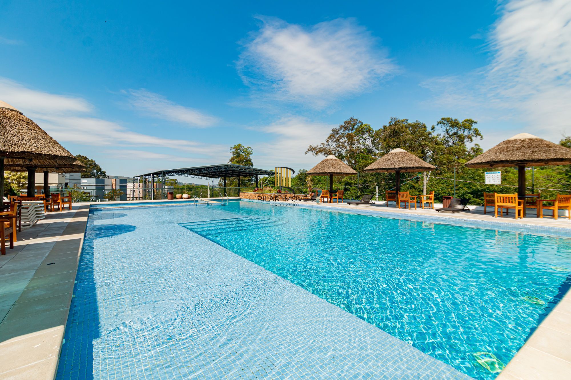 Casa em condomínio a venda na Lomba do Pinheiro