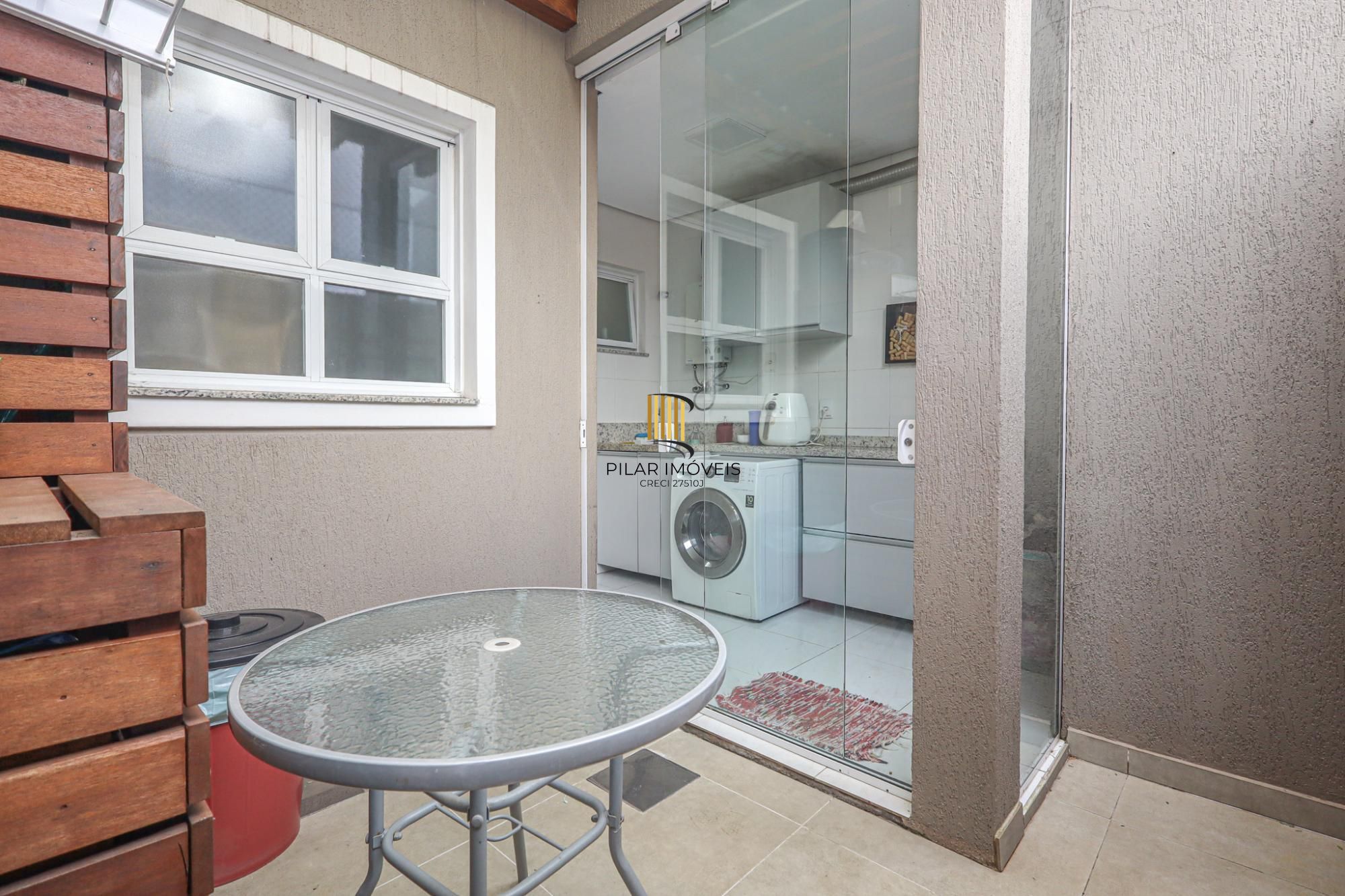 Casa sobrado a venda no bairro São José em Canoas