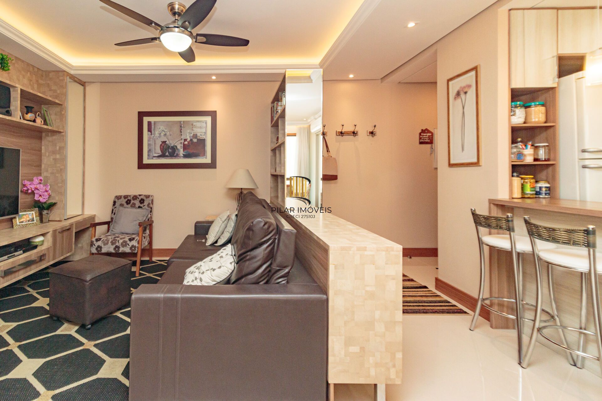 Apartamento à venda no bairro Passo da Areia em Porto Alegre/RS