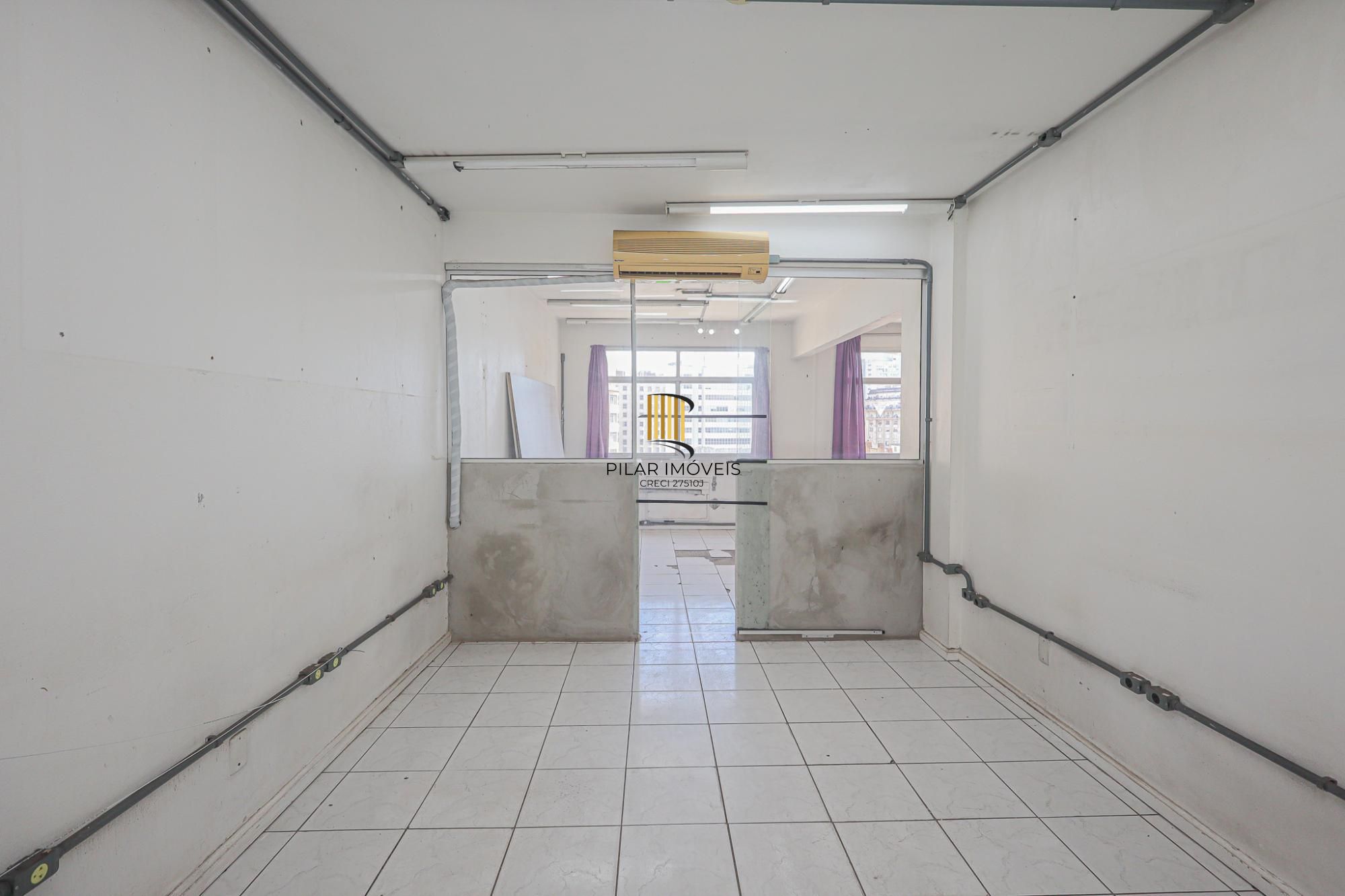 Sala comercial a venda no Centro Histórico