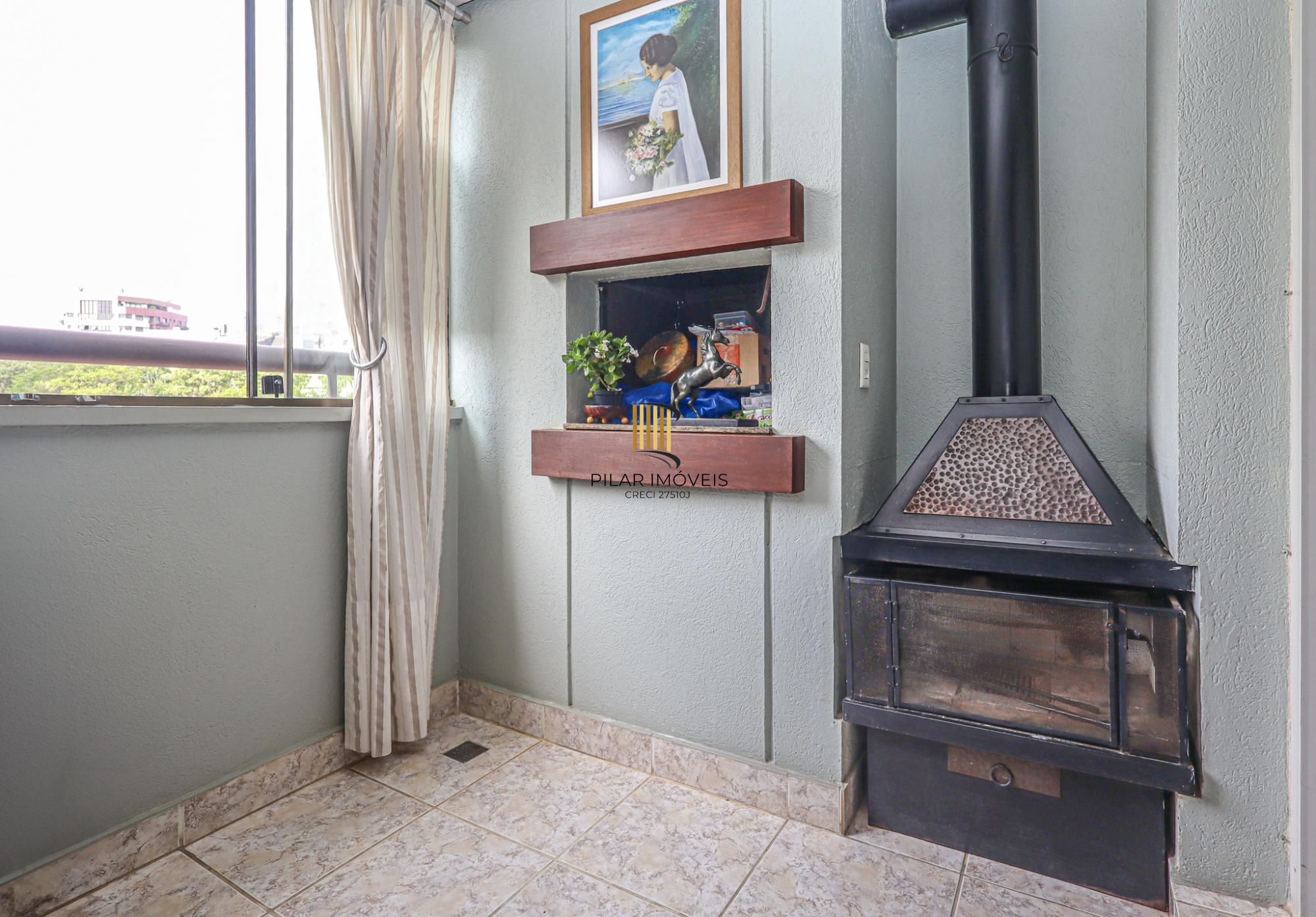 Apartamento à venda no bairro Chácara das Pedras em Porto Alegre/RS