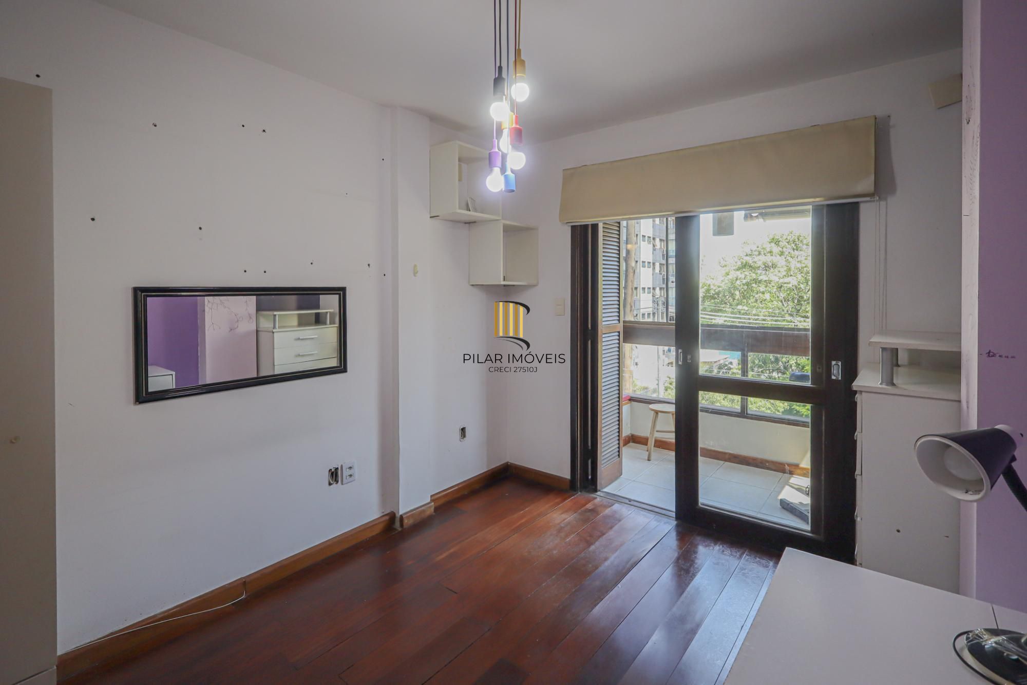 Apartamento a venda no bairro Petrópolis