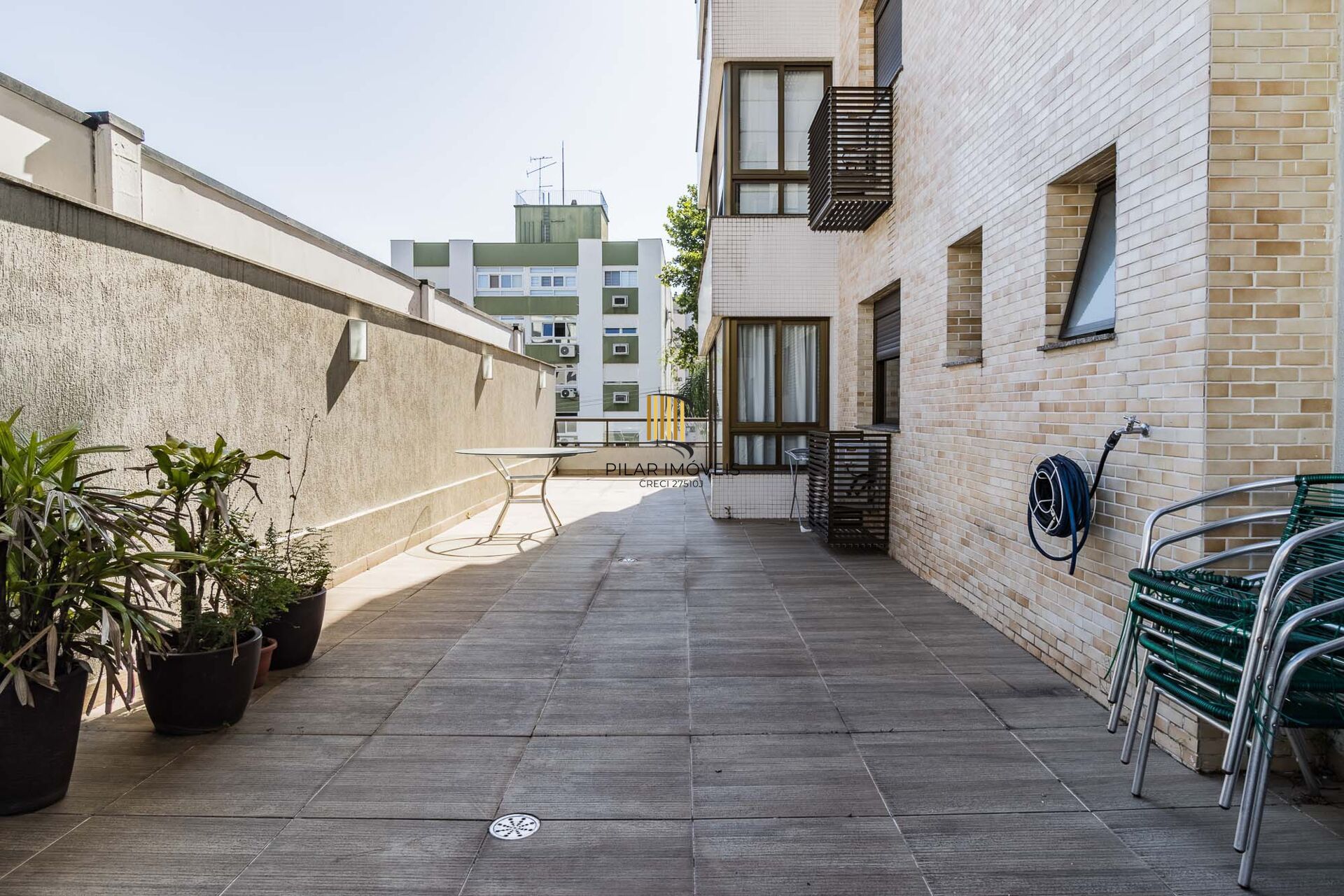 Apartamento à venda no bairro Mont' Serrat em Porto Alegre/RS
