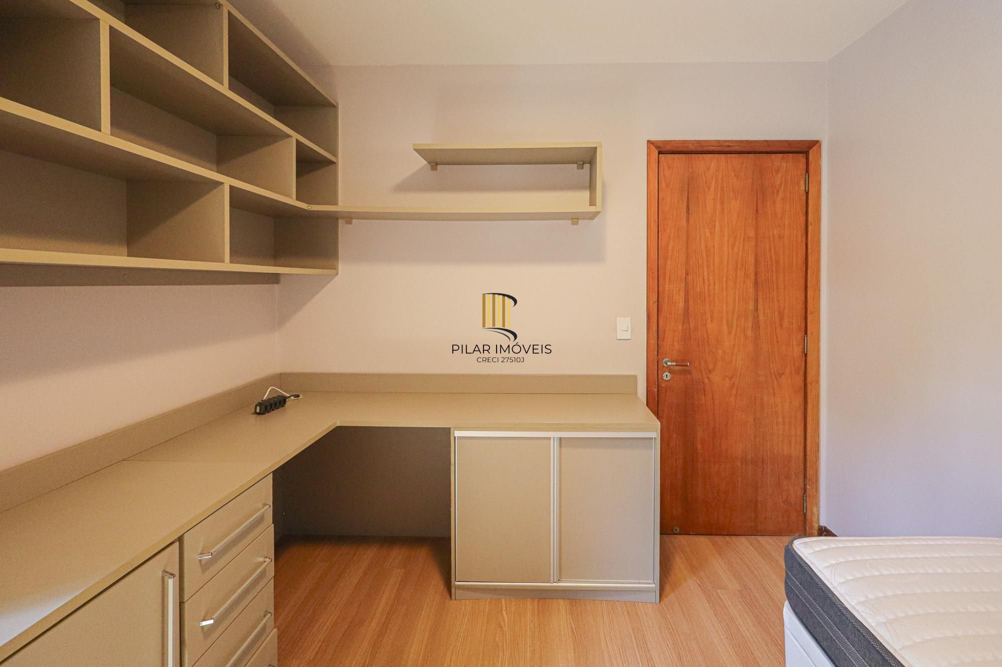 Apartamento à venda no bairro Petrópolis