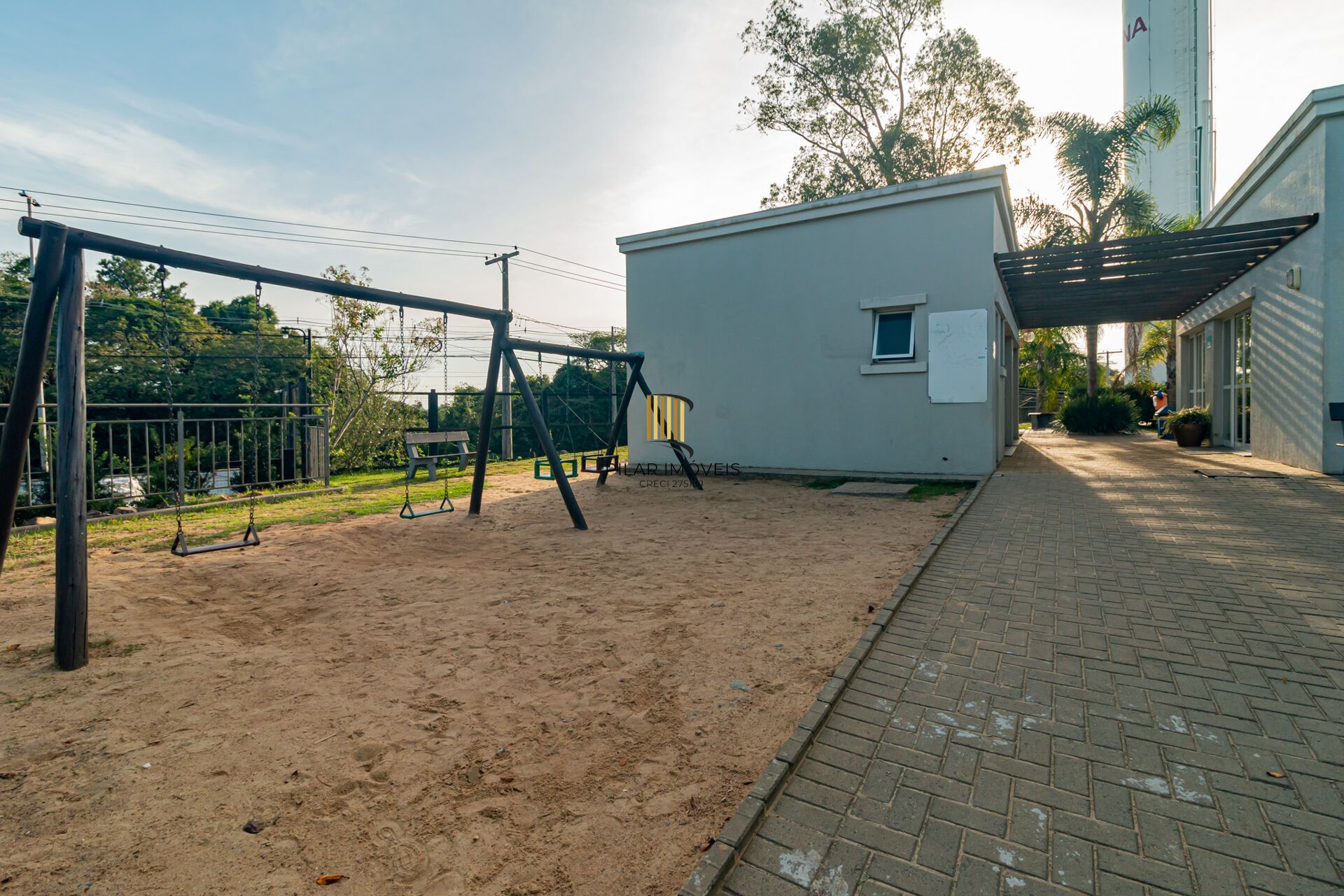 Apartamento à venda no bairro Lomba do Pinheiro em Porto Alegre/RS