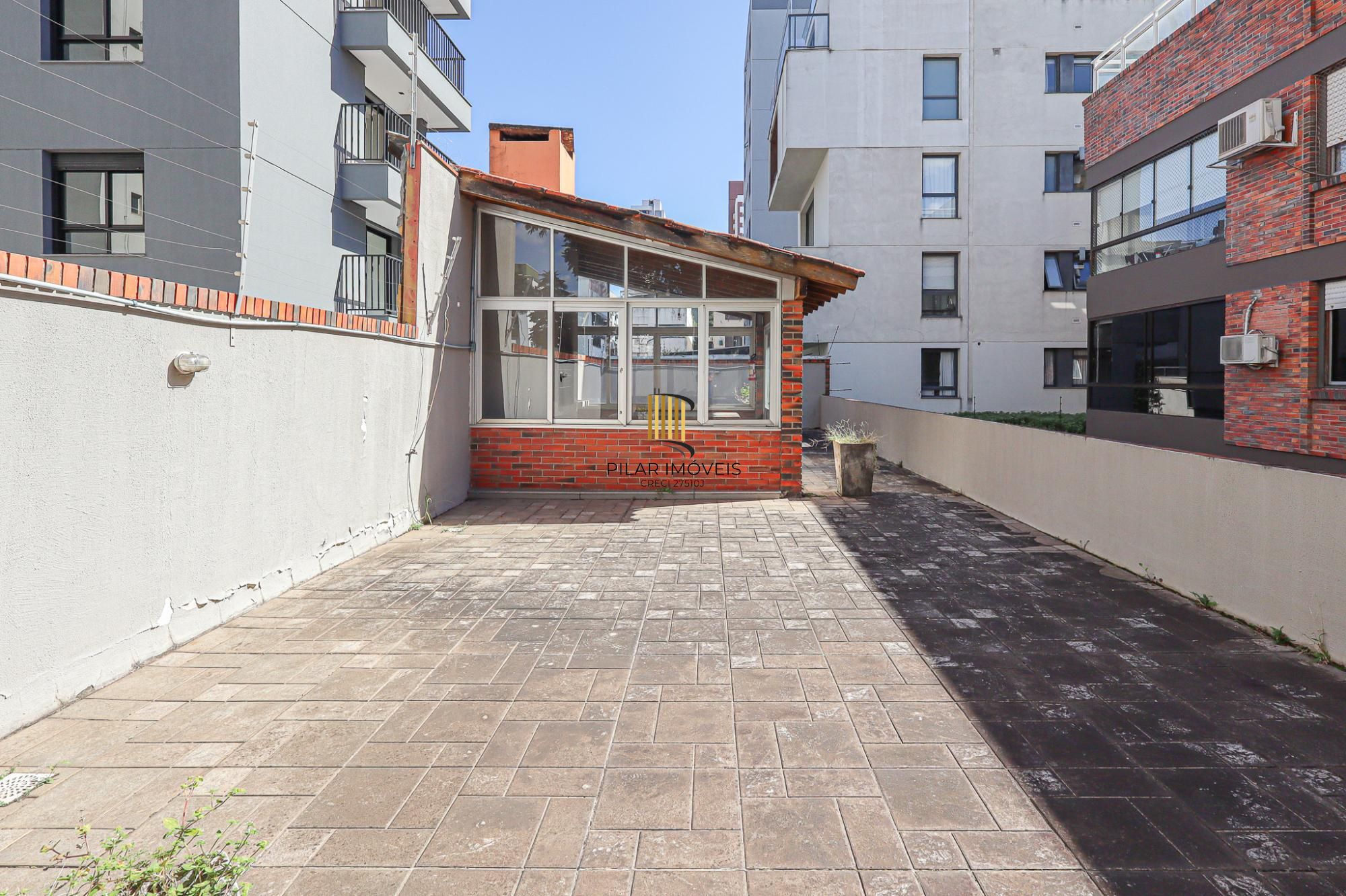 Apartamento à venda no bairro Petrópolis