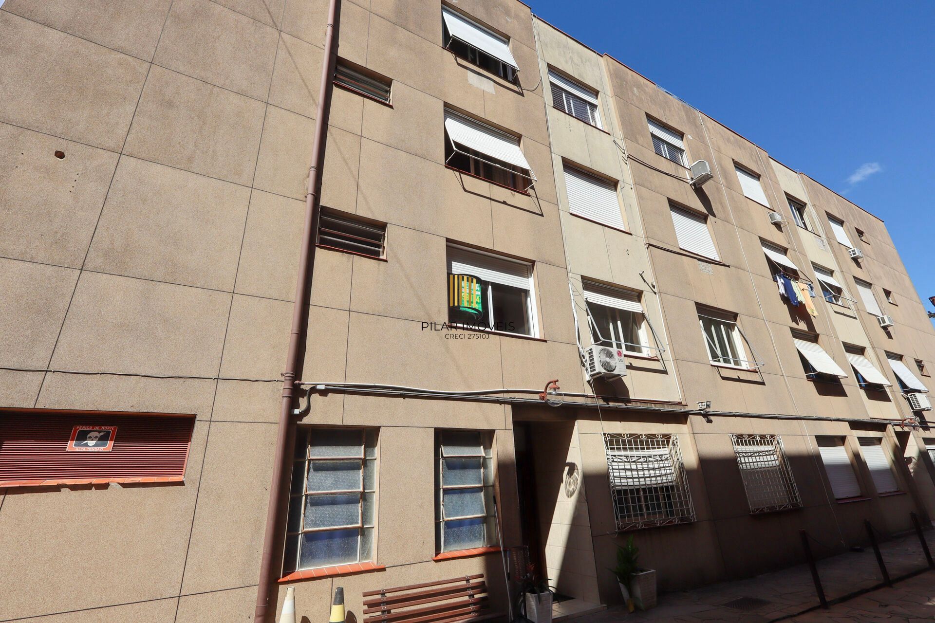 Apartamento à venda no bairro Santo Antônio em Porto Alegre/RS
