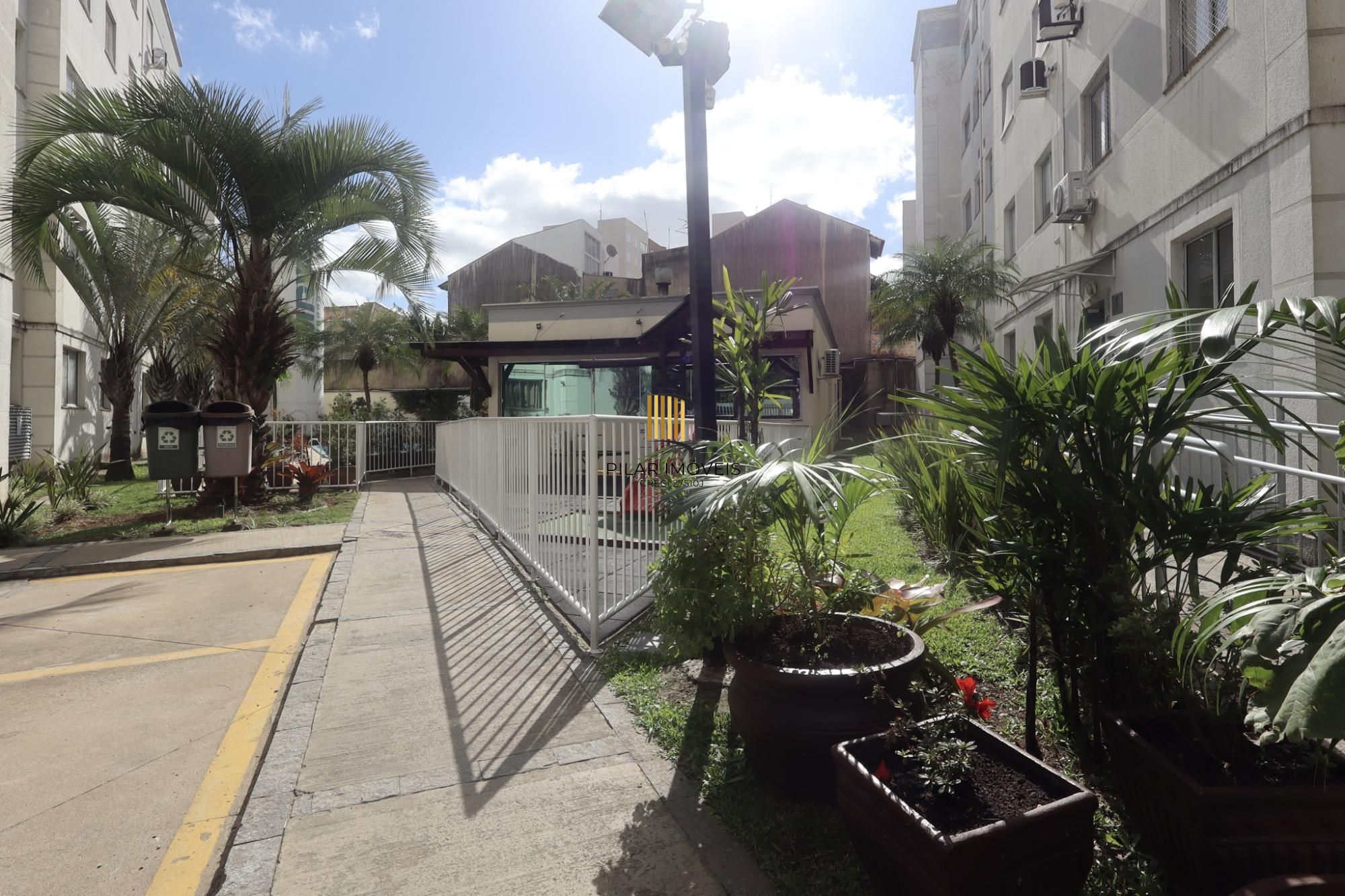Apartamento 2 dormitórios no bairro Parque Santa Fé