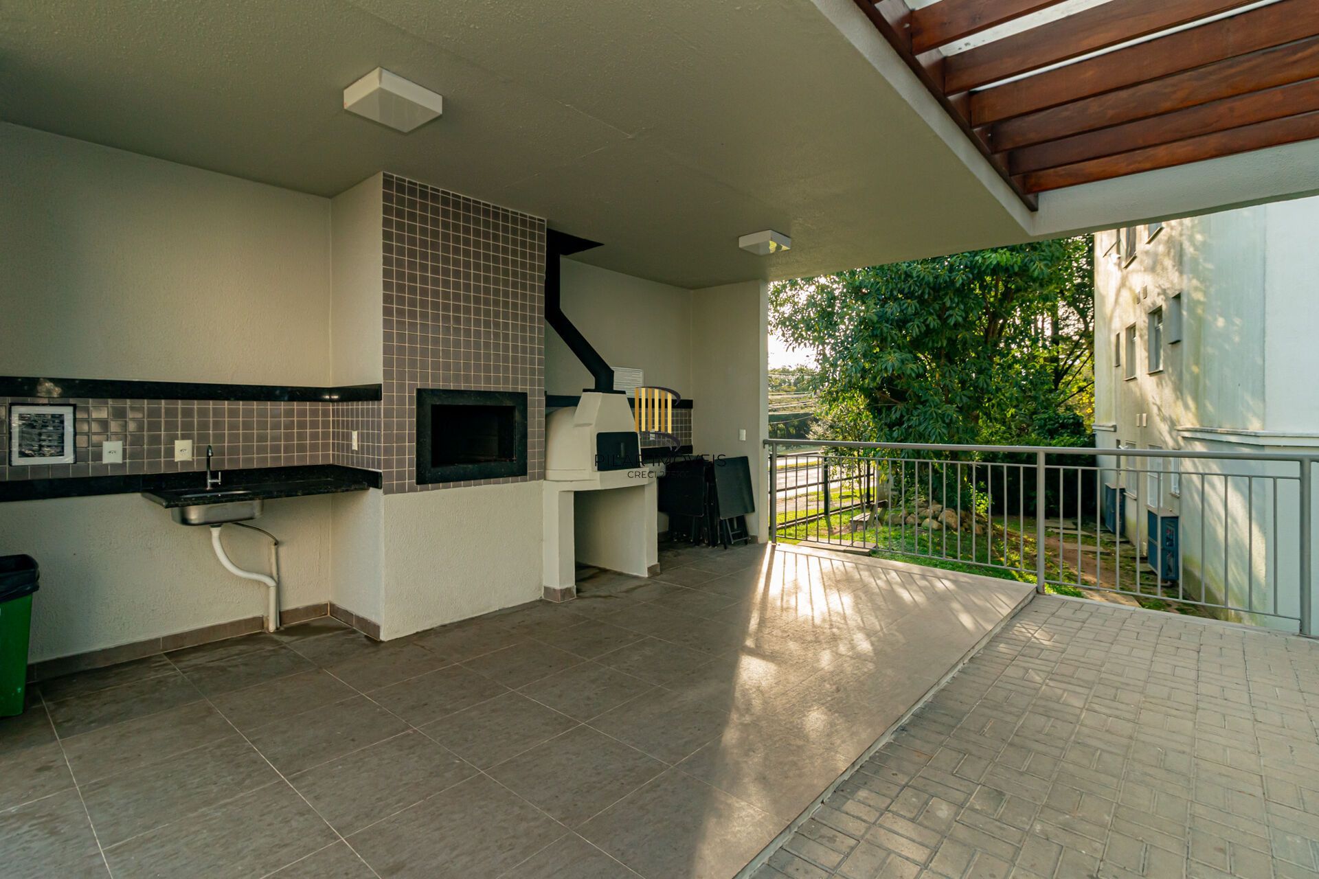 Apartamento à venda no bairro Lomba do Pinheiro em Porto Alegre/RS