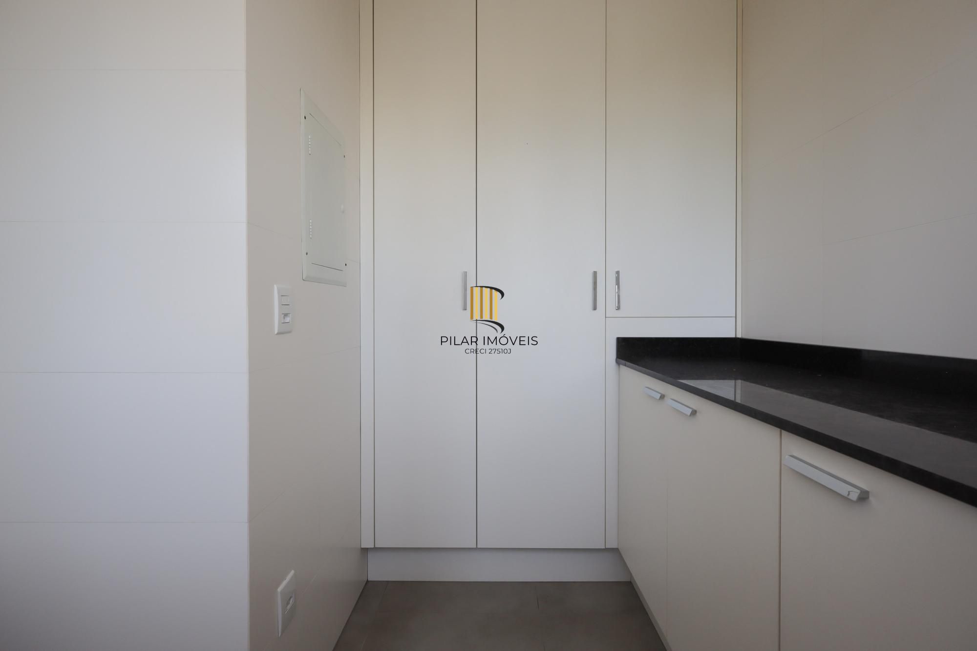 Apartamento a venda no bairro Mont' Serrat