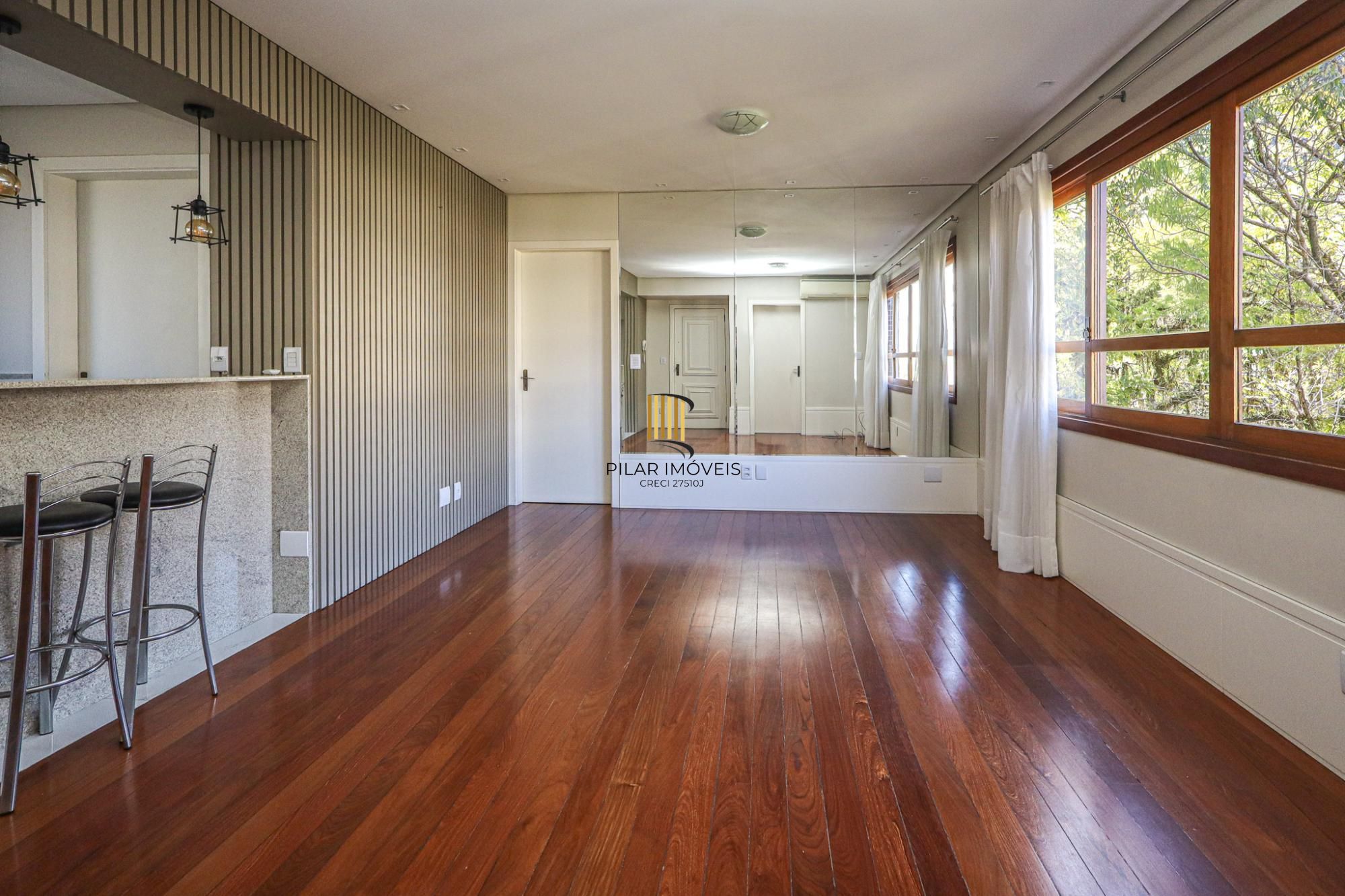 Apartamento a venda no bairro Petrópolis