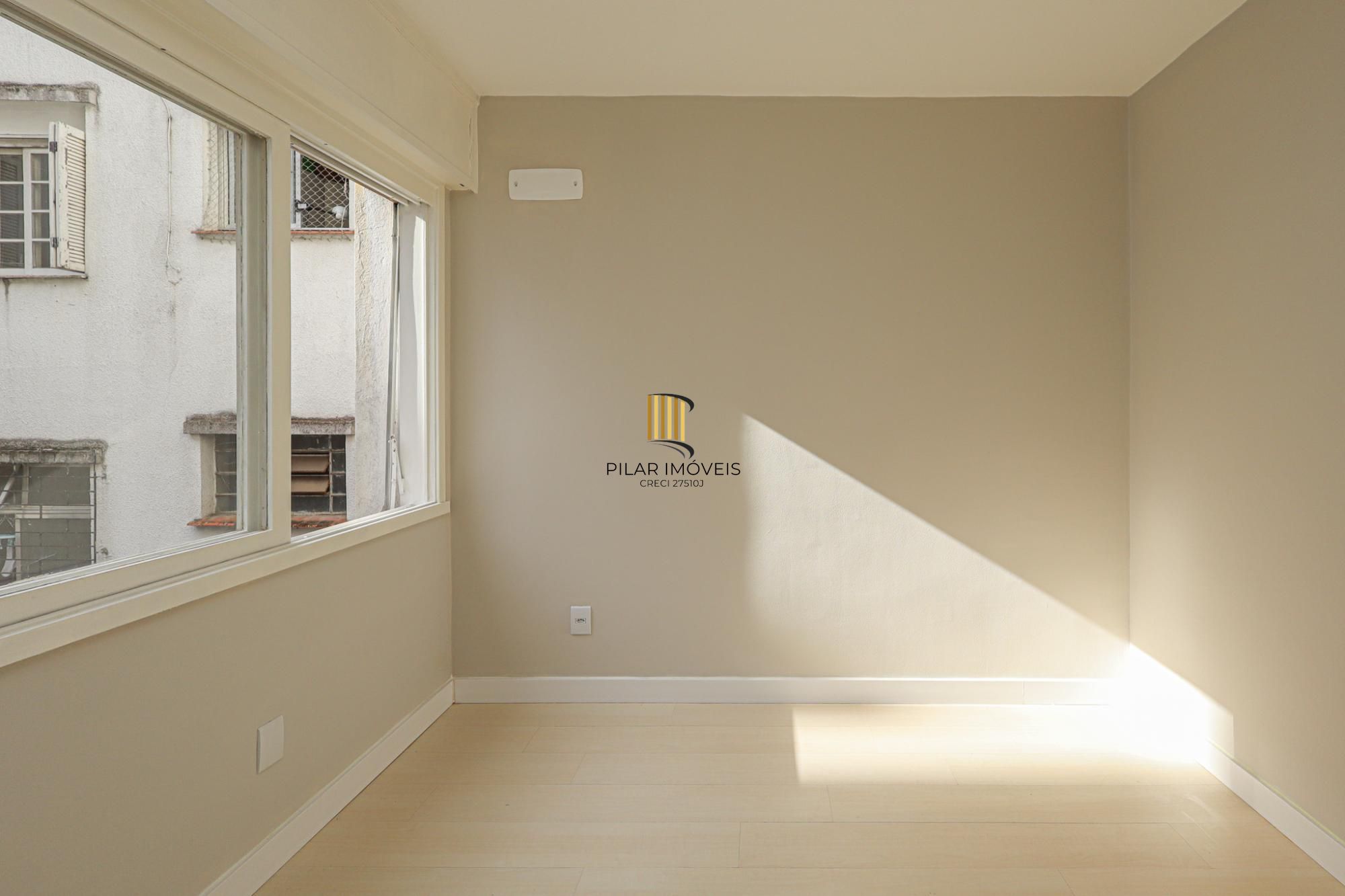 Apartamento a venda no bairro Bom Fim