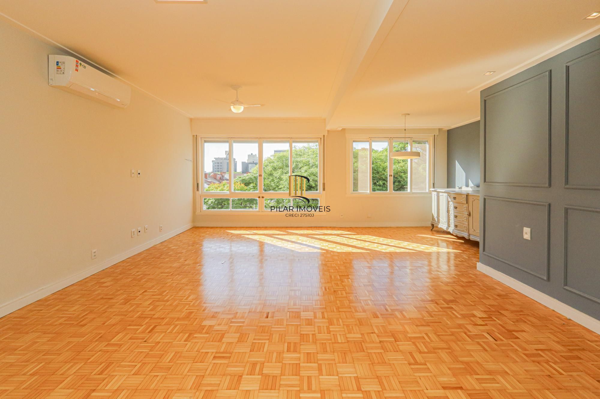 Apartamento a venda no bairro Três Figueiras