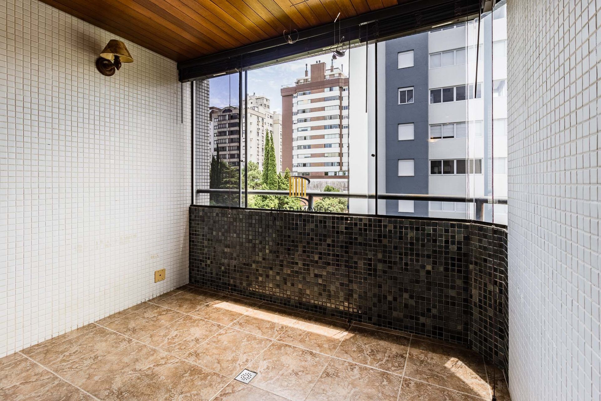 Apartamento à venda no bairro Petrópolis em Porto Alegre/RS