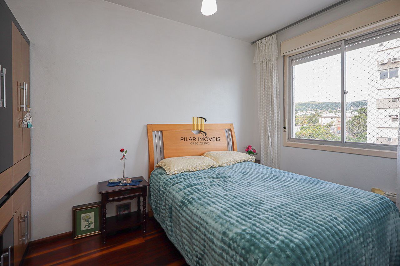 Apartamento a venda no bairro Partenon