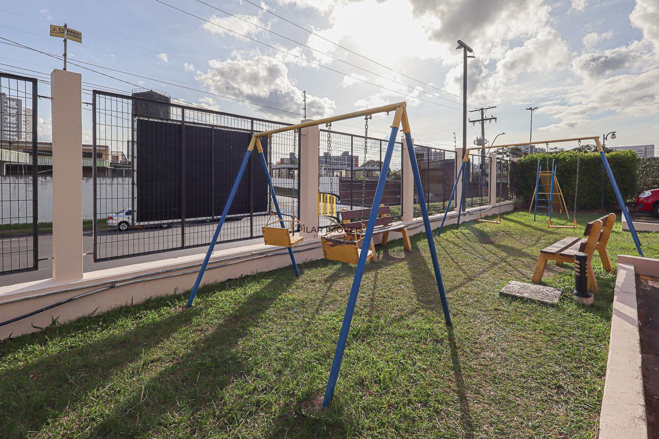Apartamento a venda no bairro Partenon