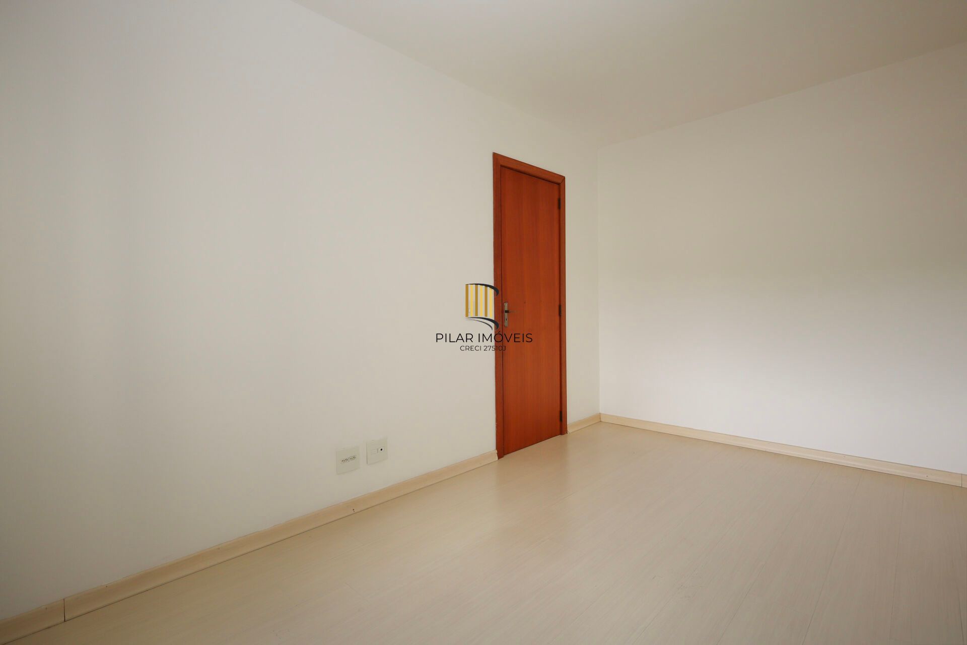 Apartamento à venda no bairro Partenon em Porto Alegre/RS