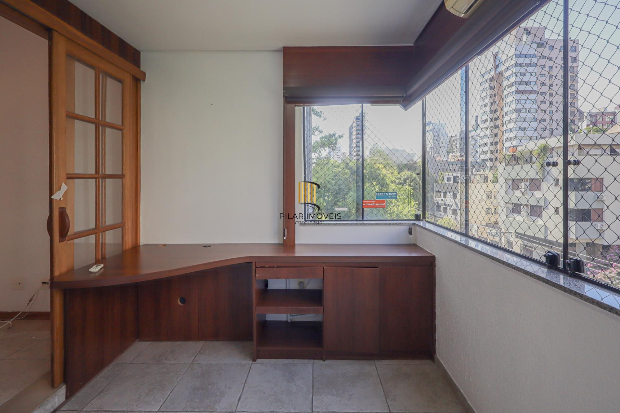 Apartamento a venda no bairro Mont'Serrat