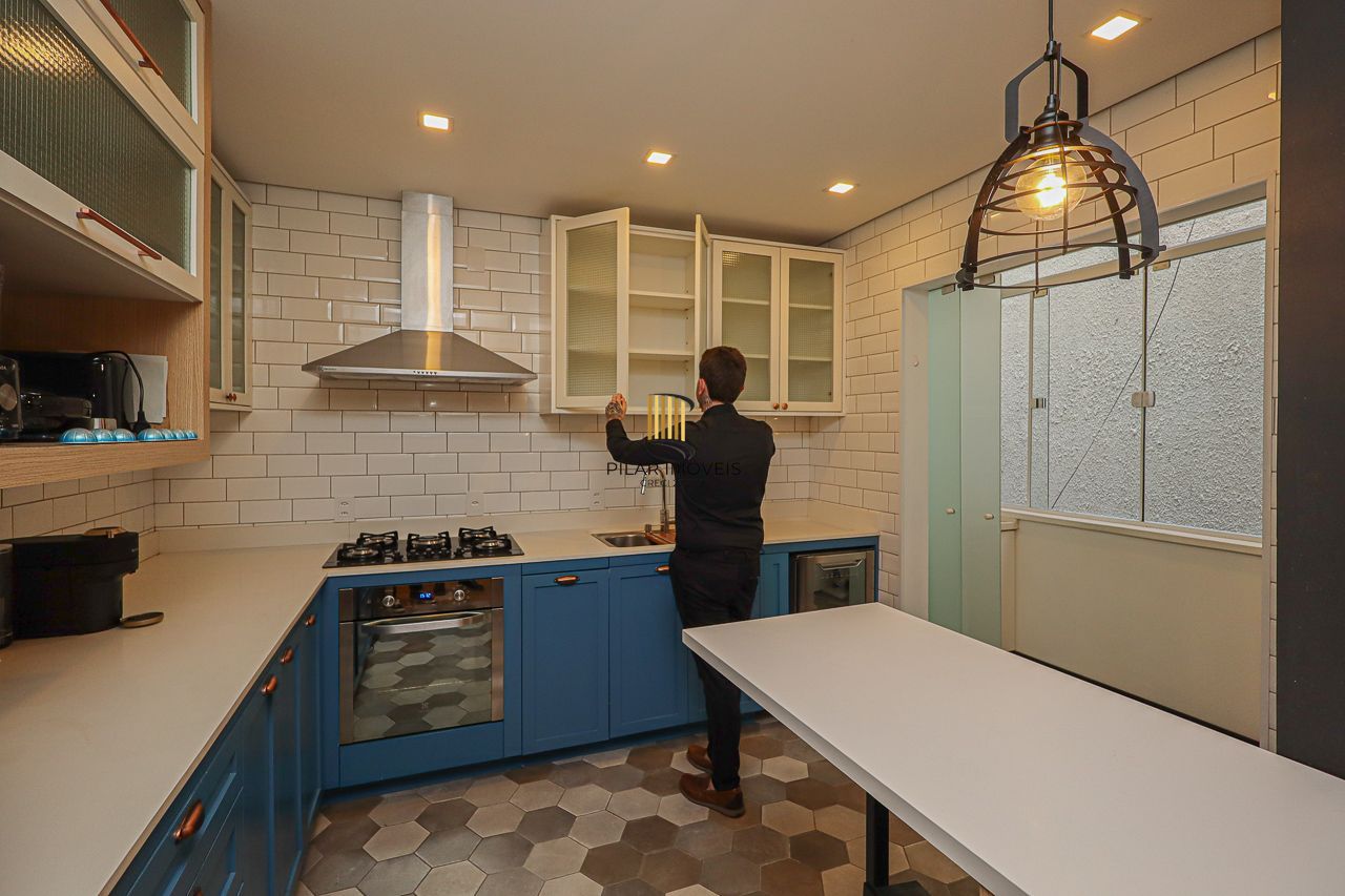 Apartamento a venda no bairro Bom fim