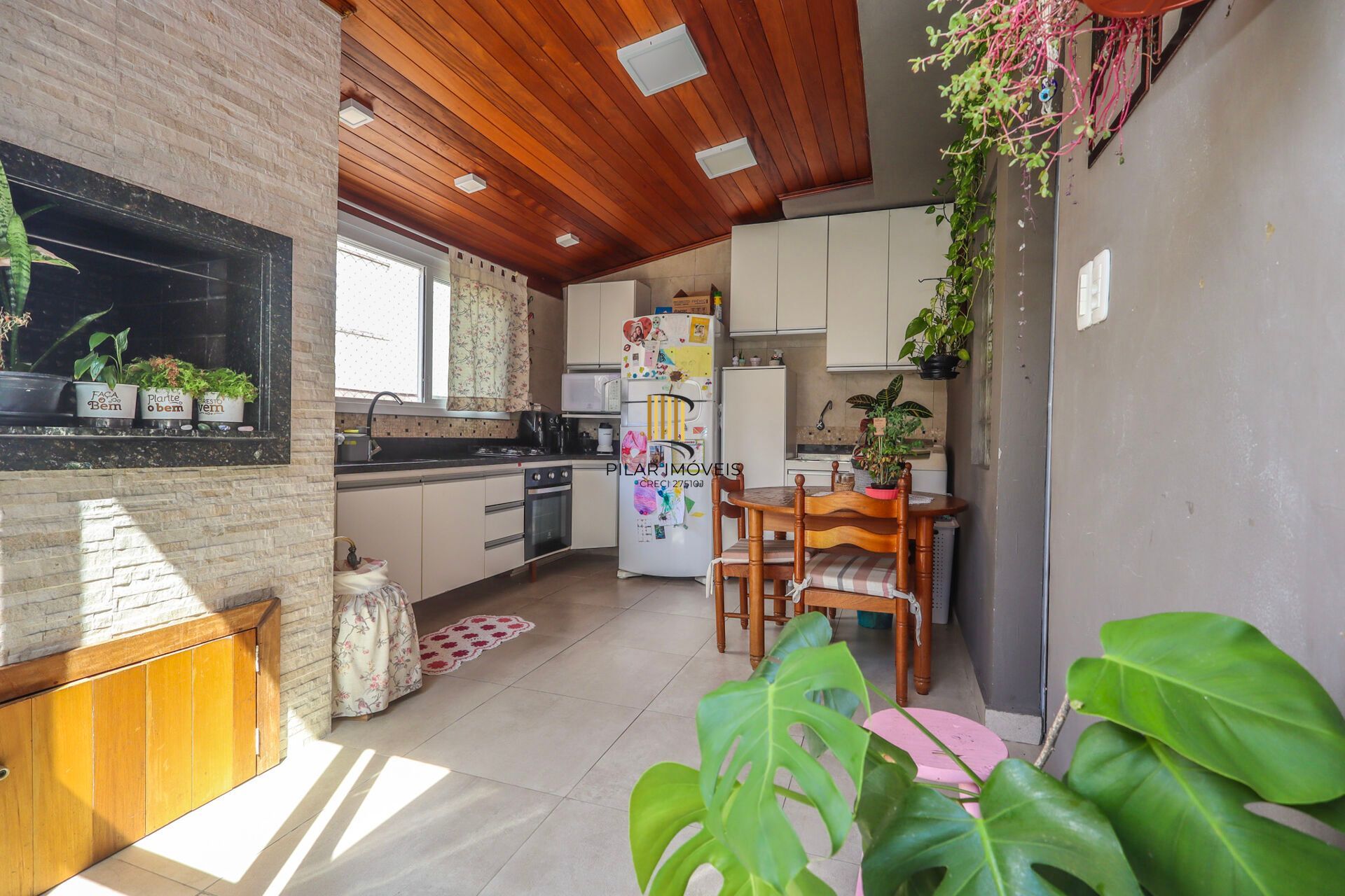 Apartamento à venda no bairro Passo D'areia em Porto Alegre/RS