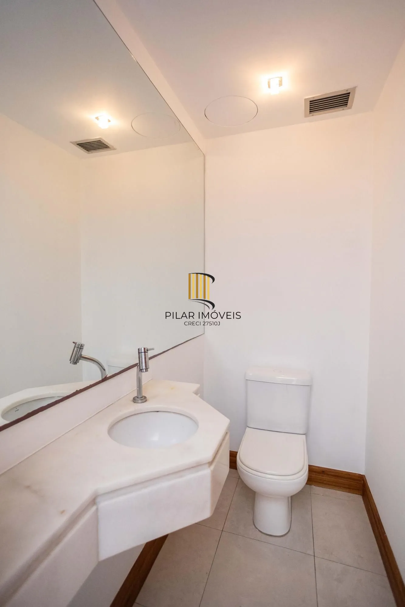 Apartamento 3 dormitórios no bairro Três Figueiras