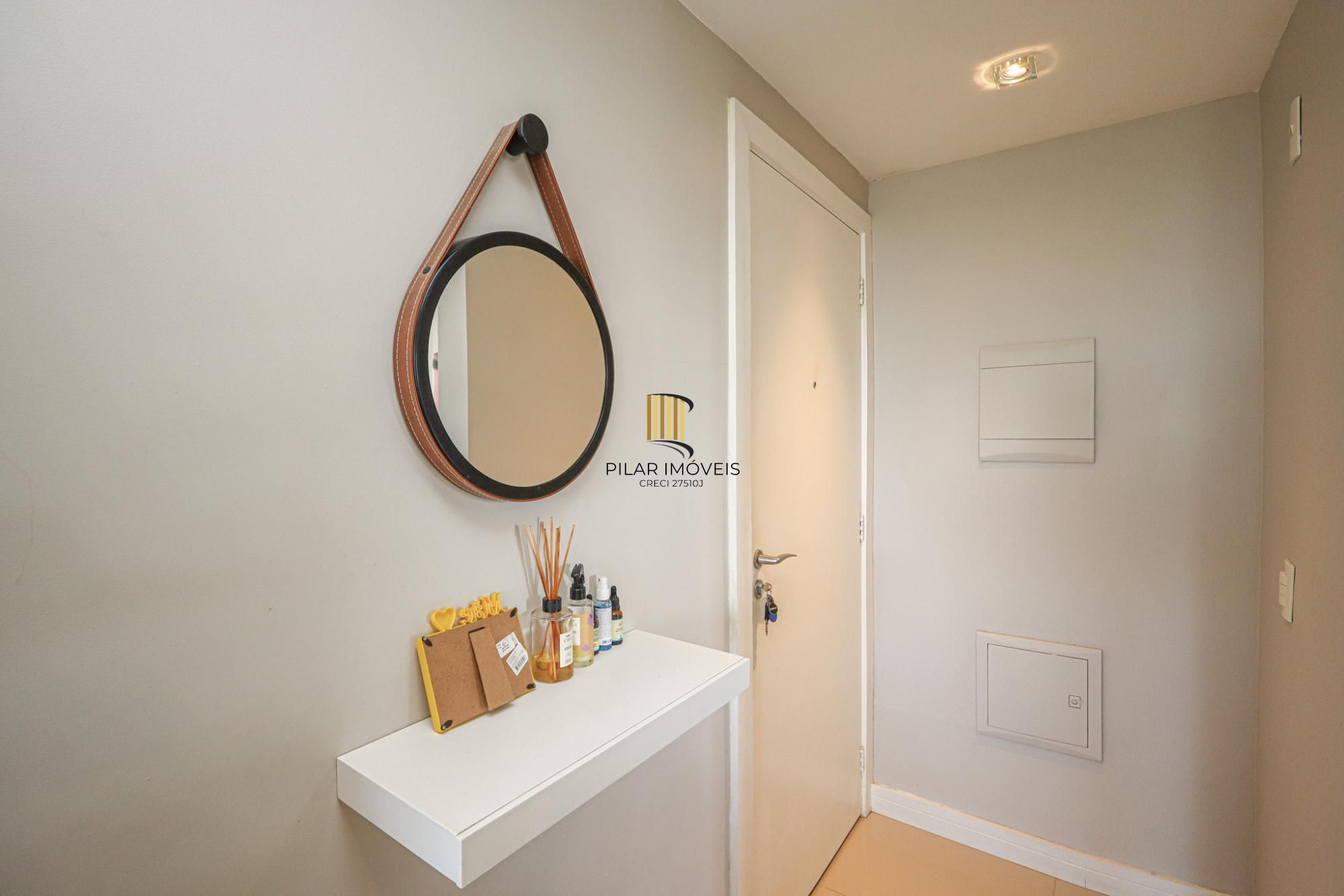 Apartamento a venda no bairro Morro Santana