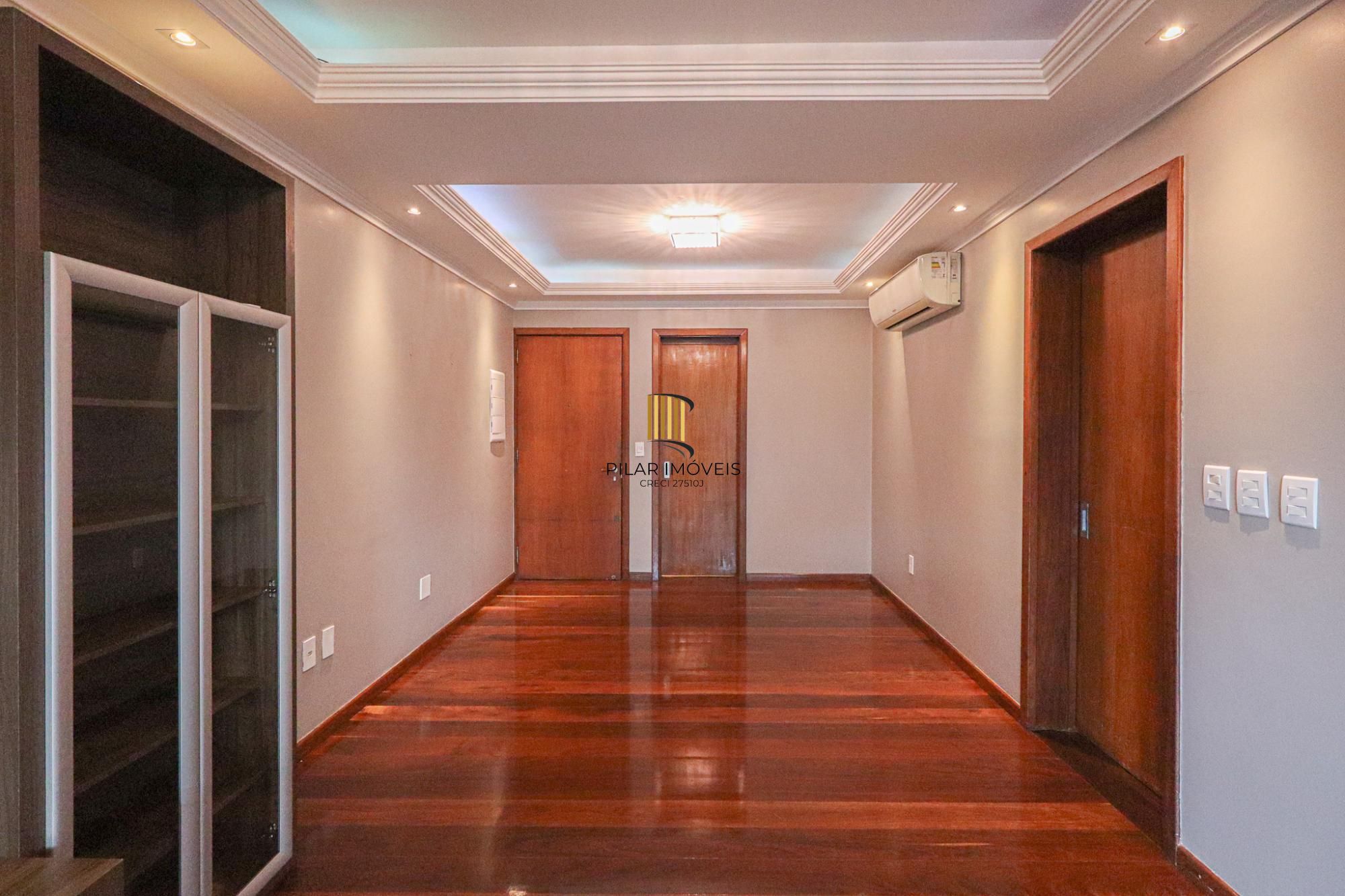 Apartamento à venda no bairro Petrópolis