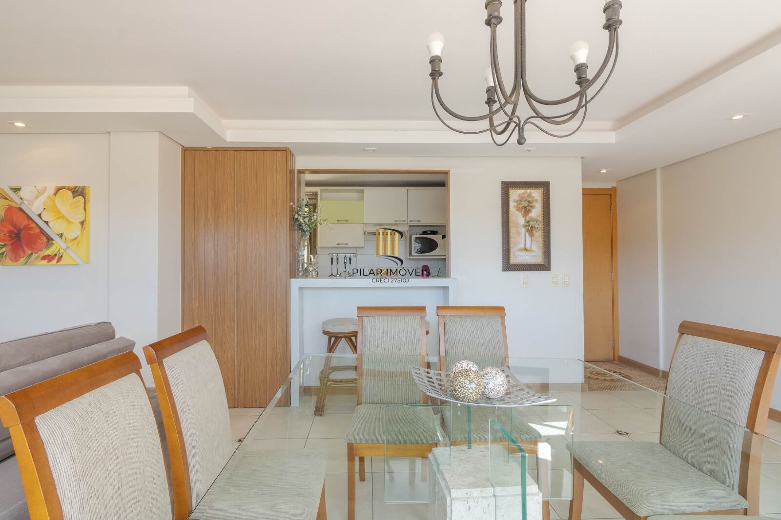Apartamento à venda no bairro Passo D'areia em Porto Alegre/RS