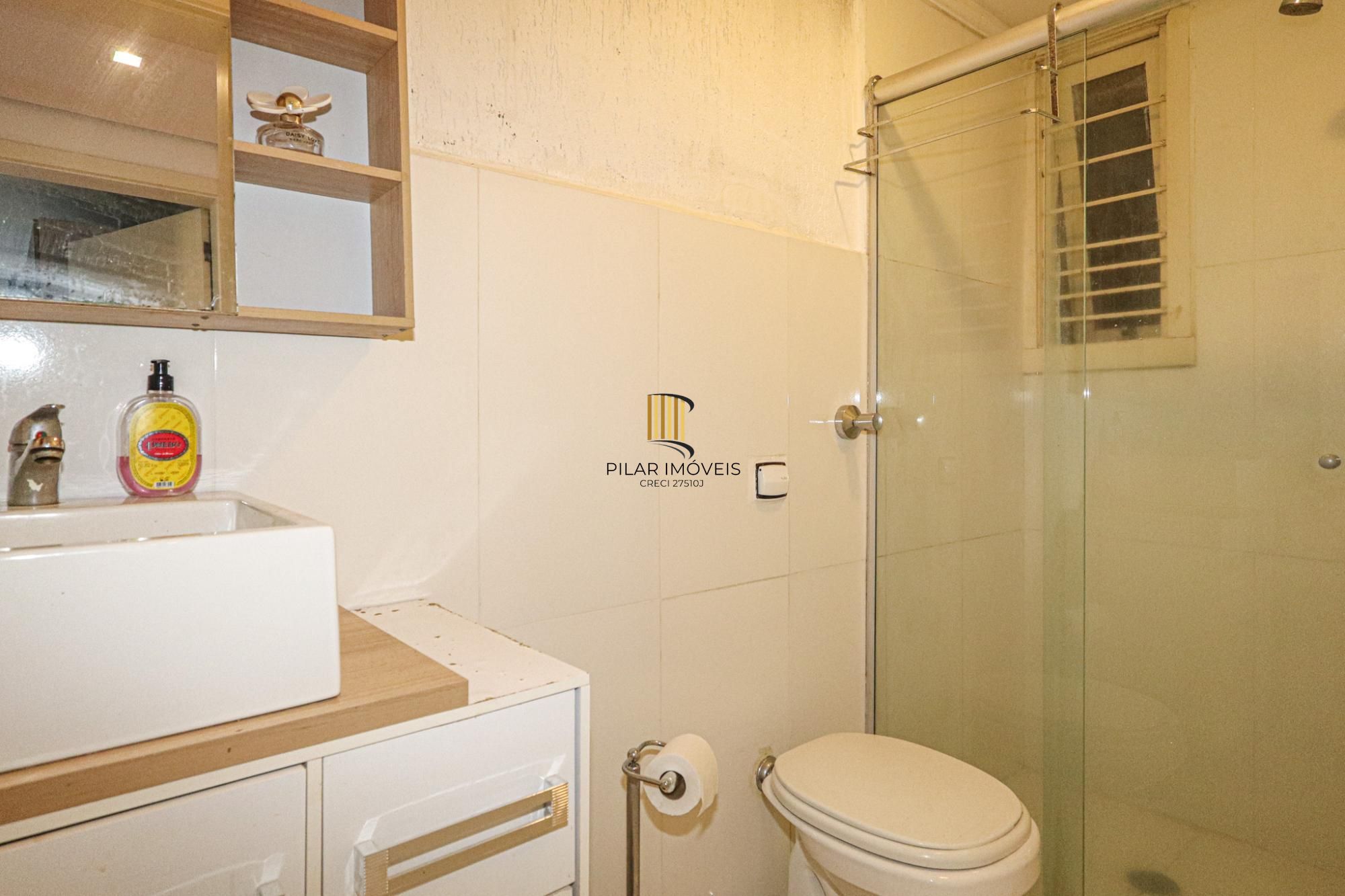 Apartamento a venda no bairro Mont' Serrat