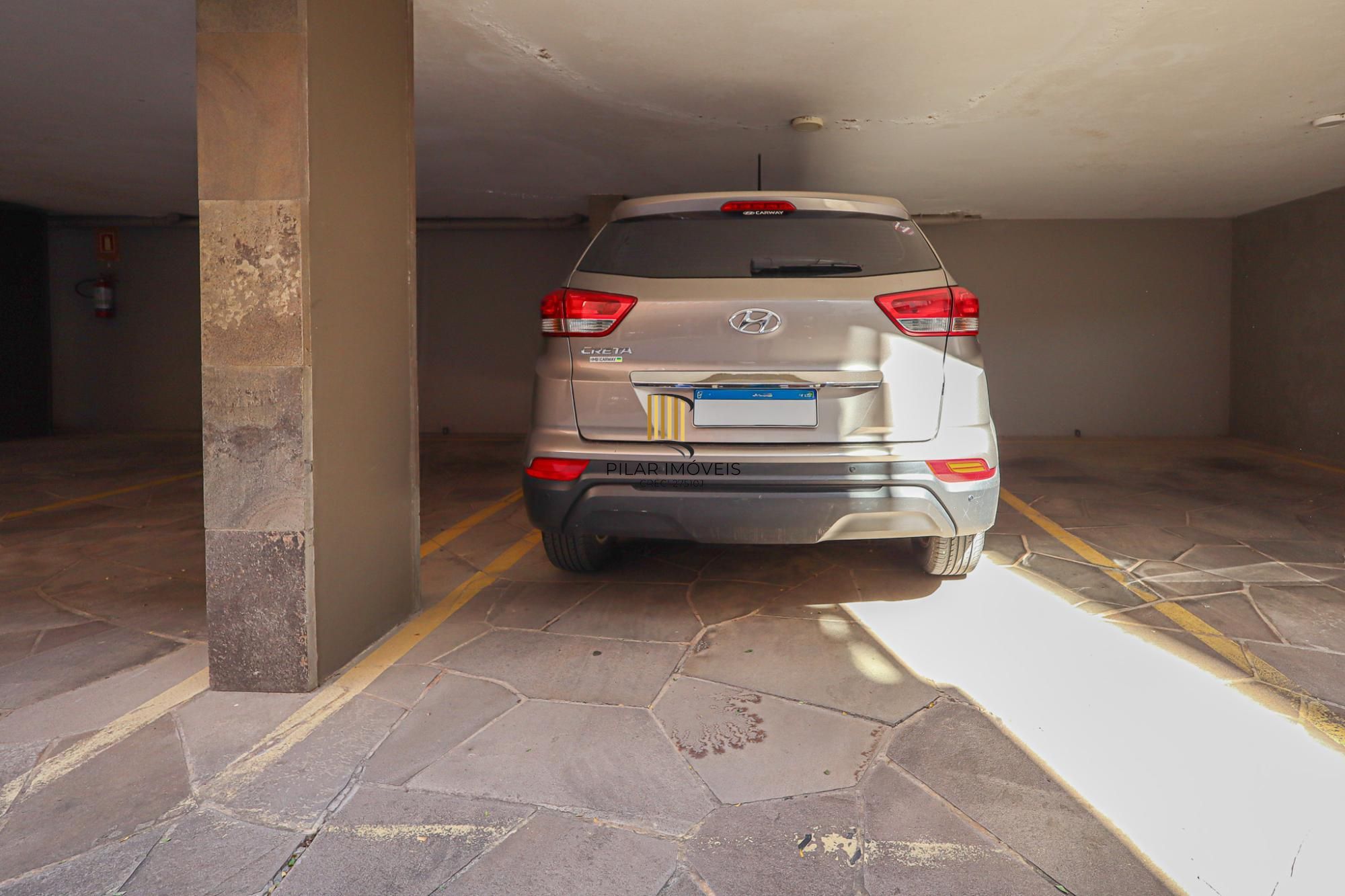 Apartamento à venda no bairro Petrópolis