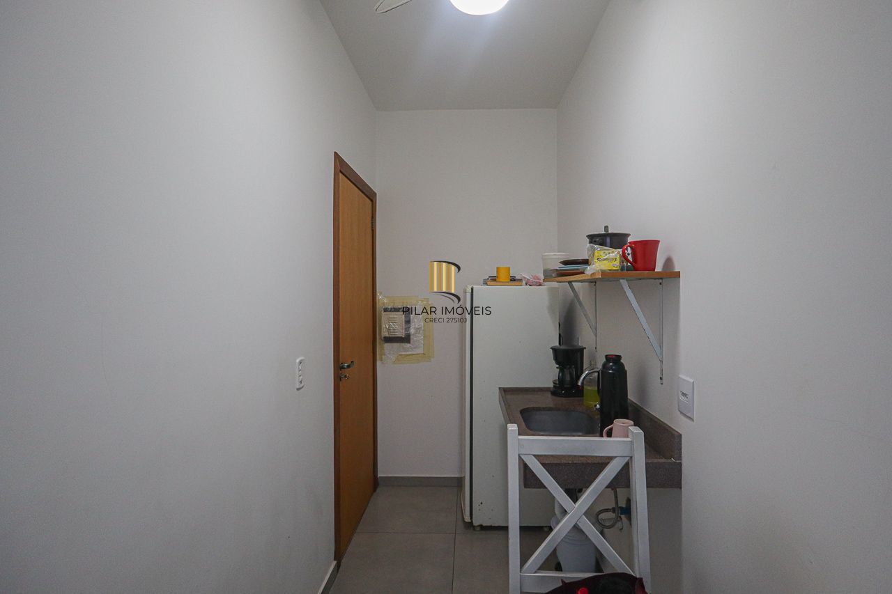 Casa Comercial a venda no bairro Cristo Redentor