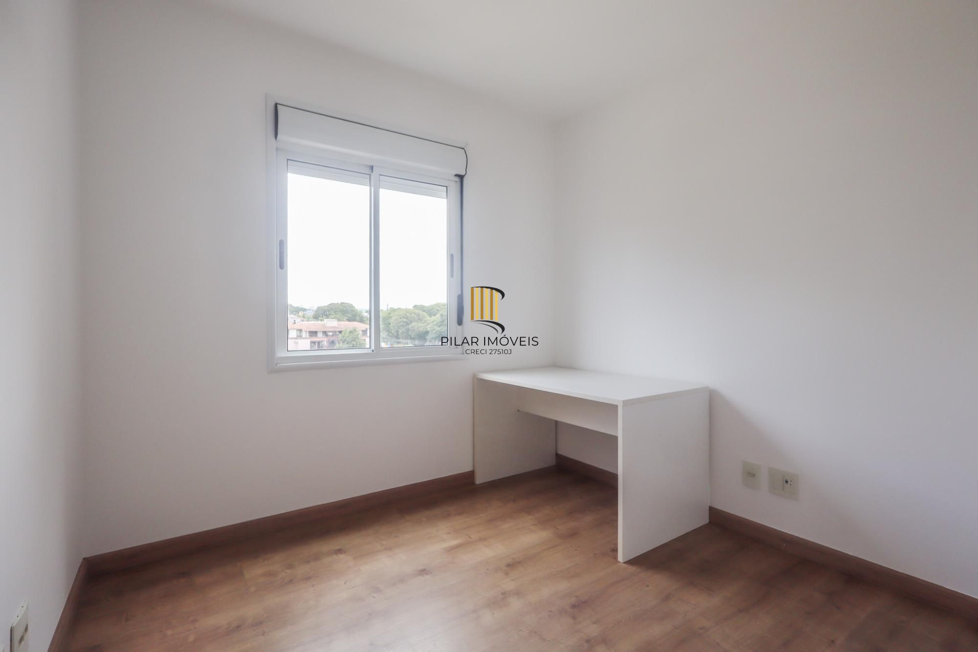 Apartamento a venda no bairro Partenon