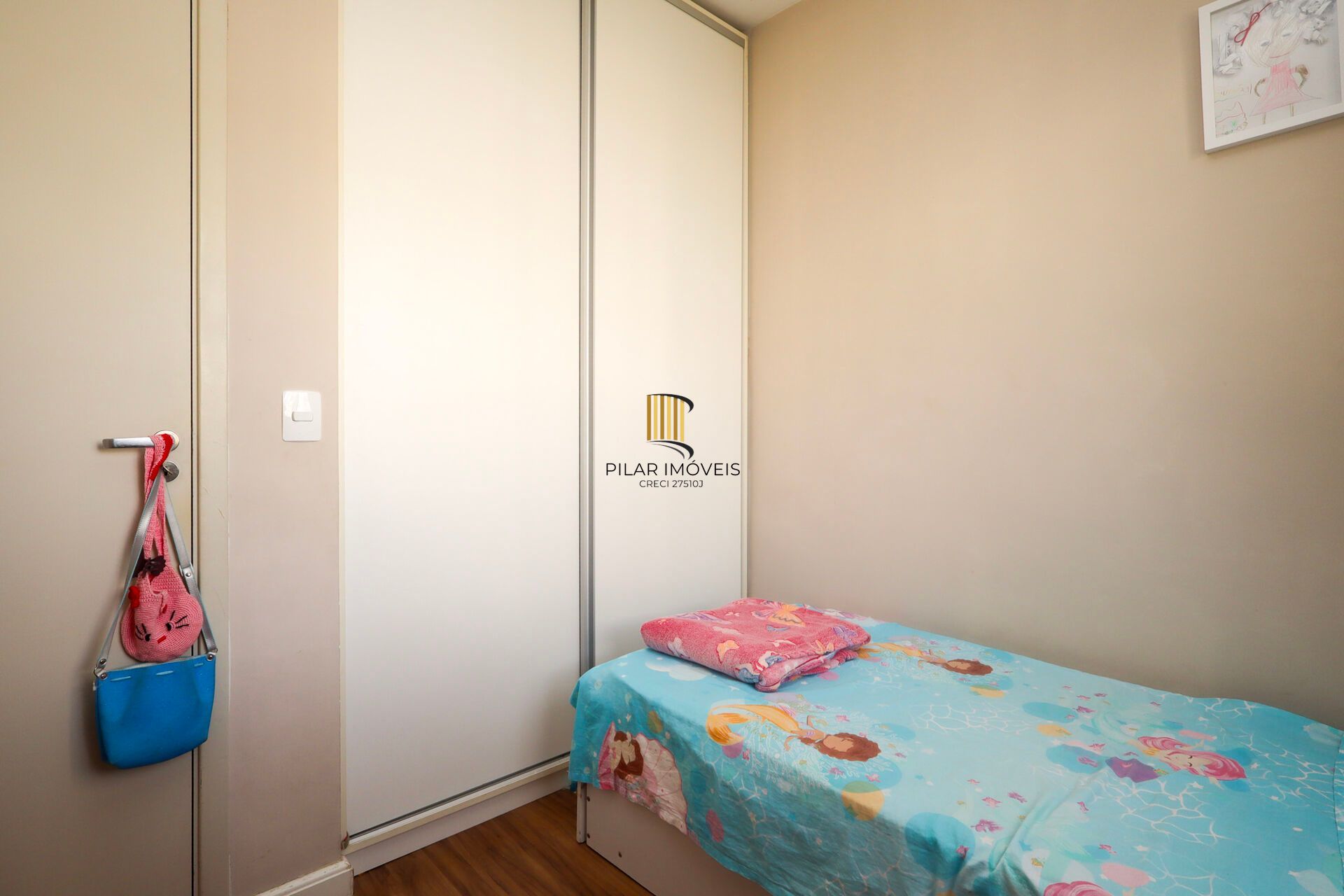 Apartamento à venda no bairro Humaitá em Porto Alegre/RS
