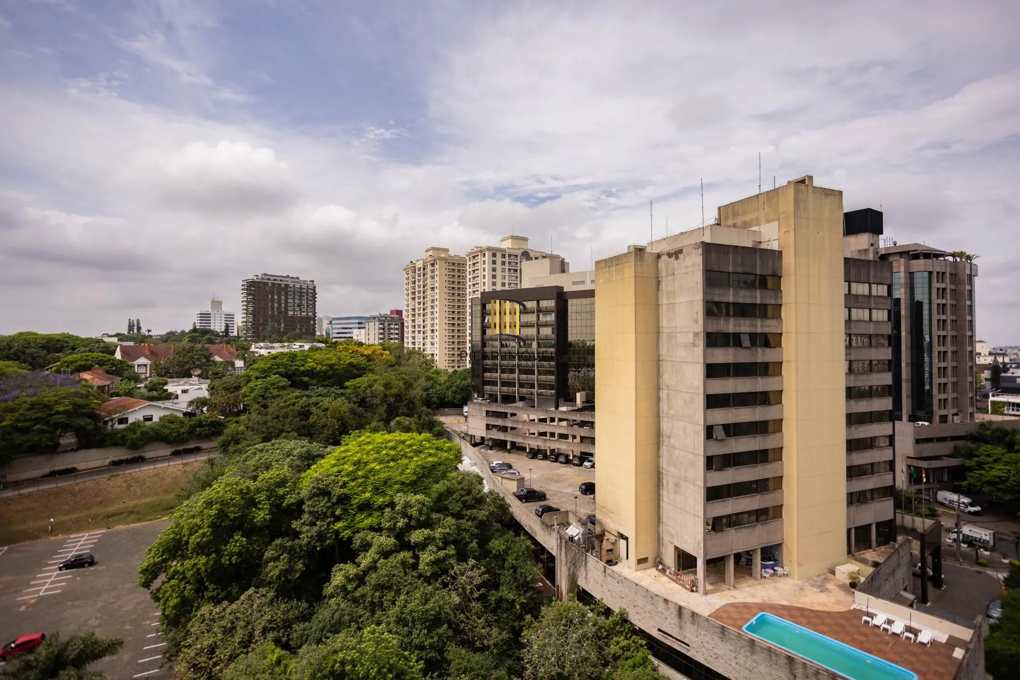 Apartamento 3 dormitórios no bairro Três Figueiras