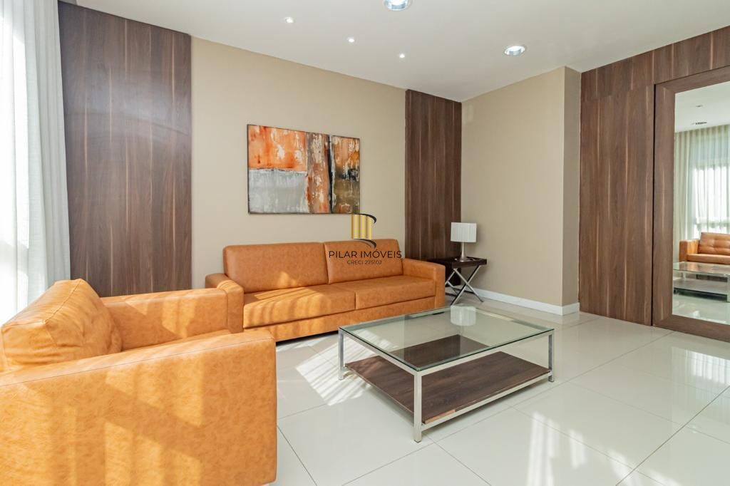 Apartamento à venda no bairro Passo D'areia em Porto Alegre/RS