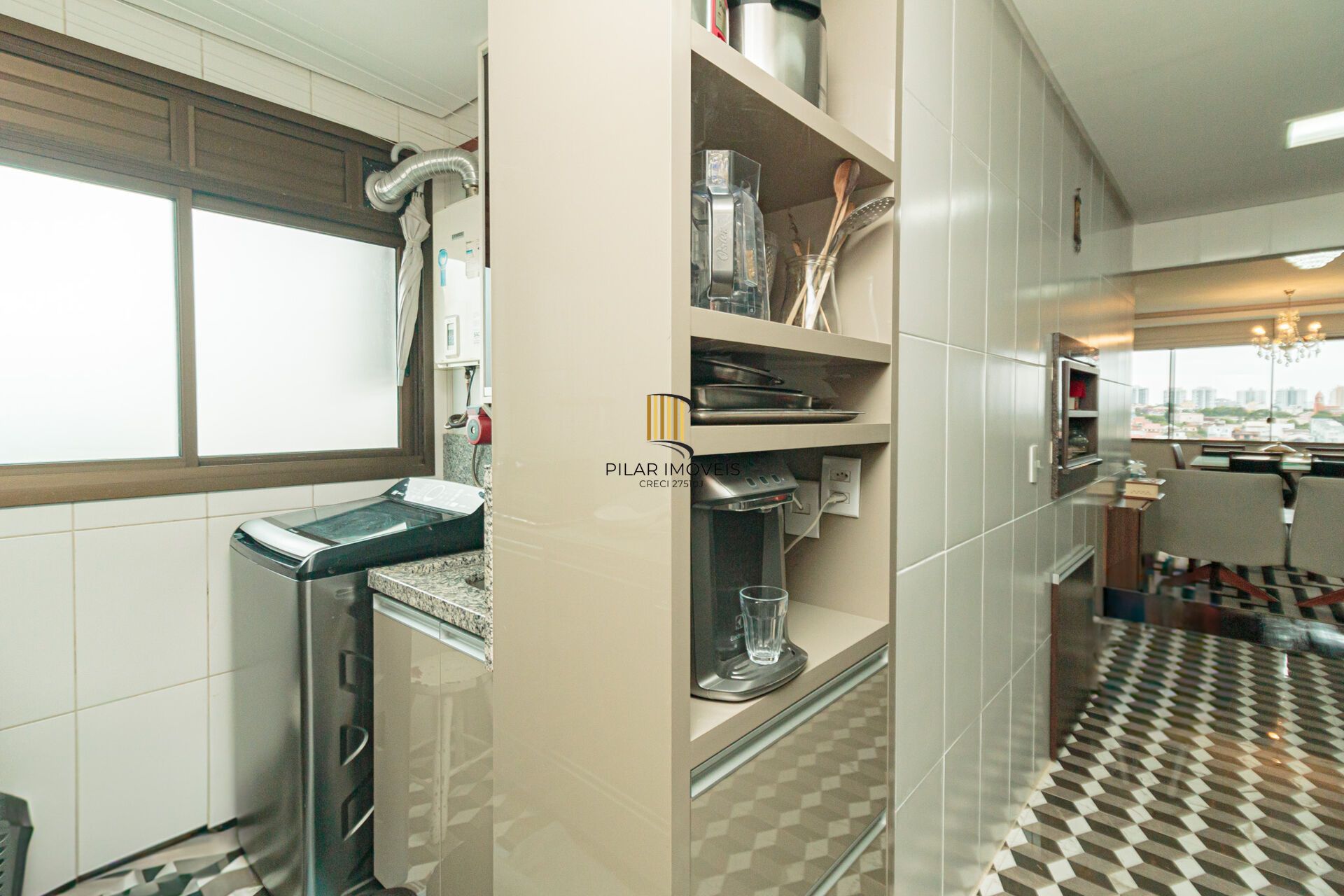 Apartamento à venda no bairro Jardim Planalto em Porto Alegre/RS